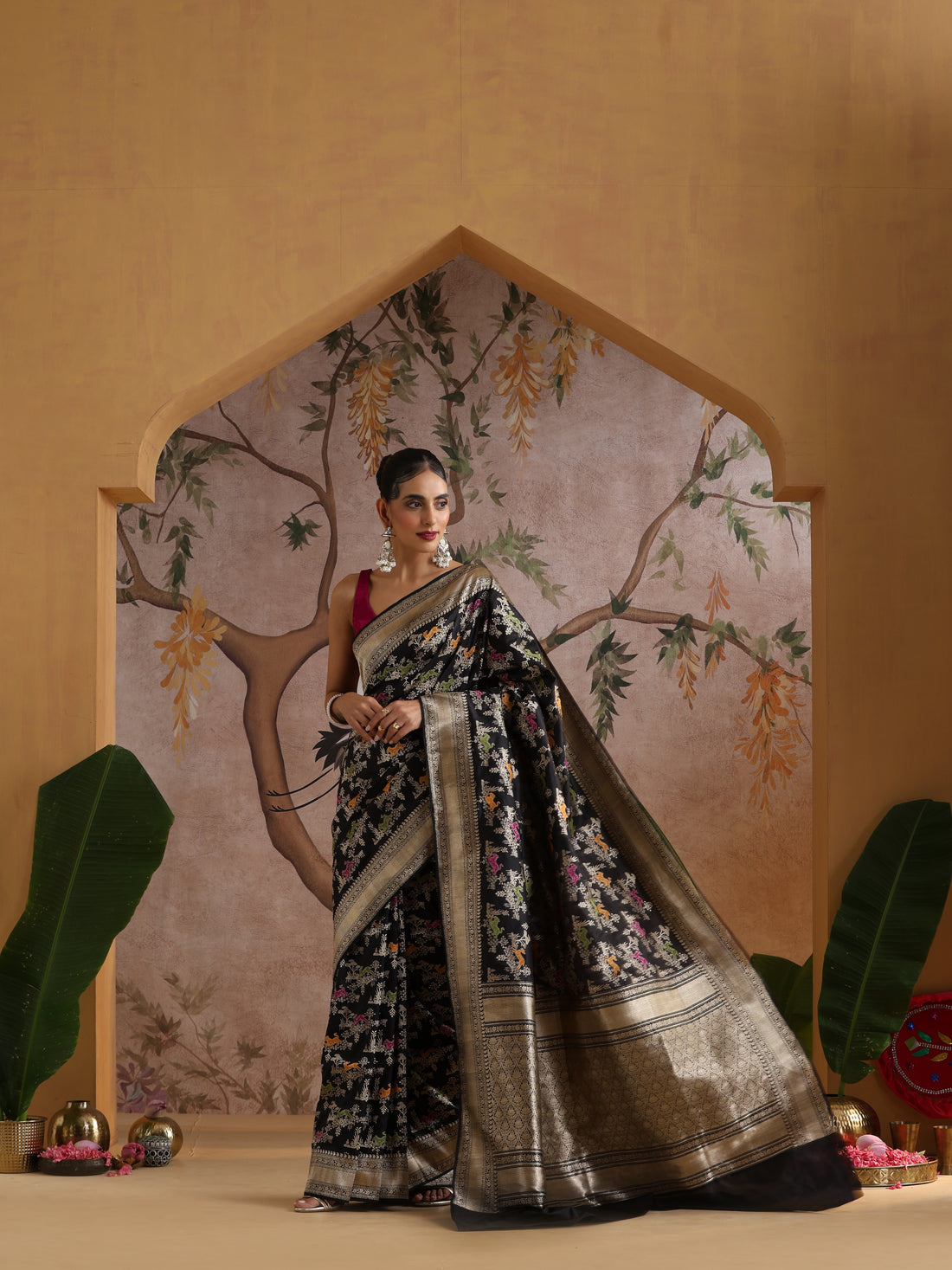 Handwoven Banarasi Katan Silk Kadwa Shikargah Saree