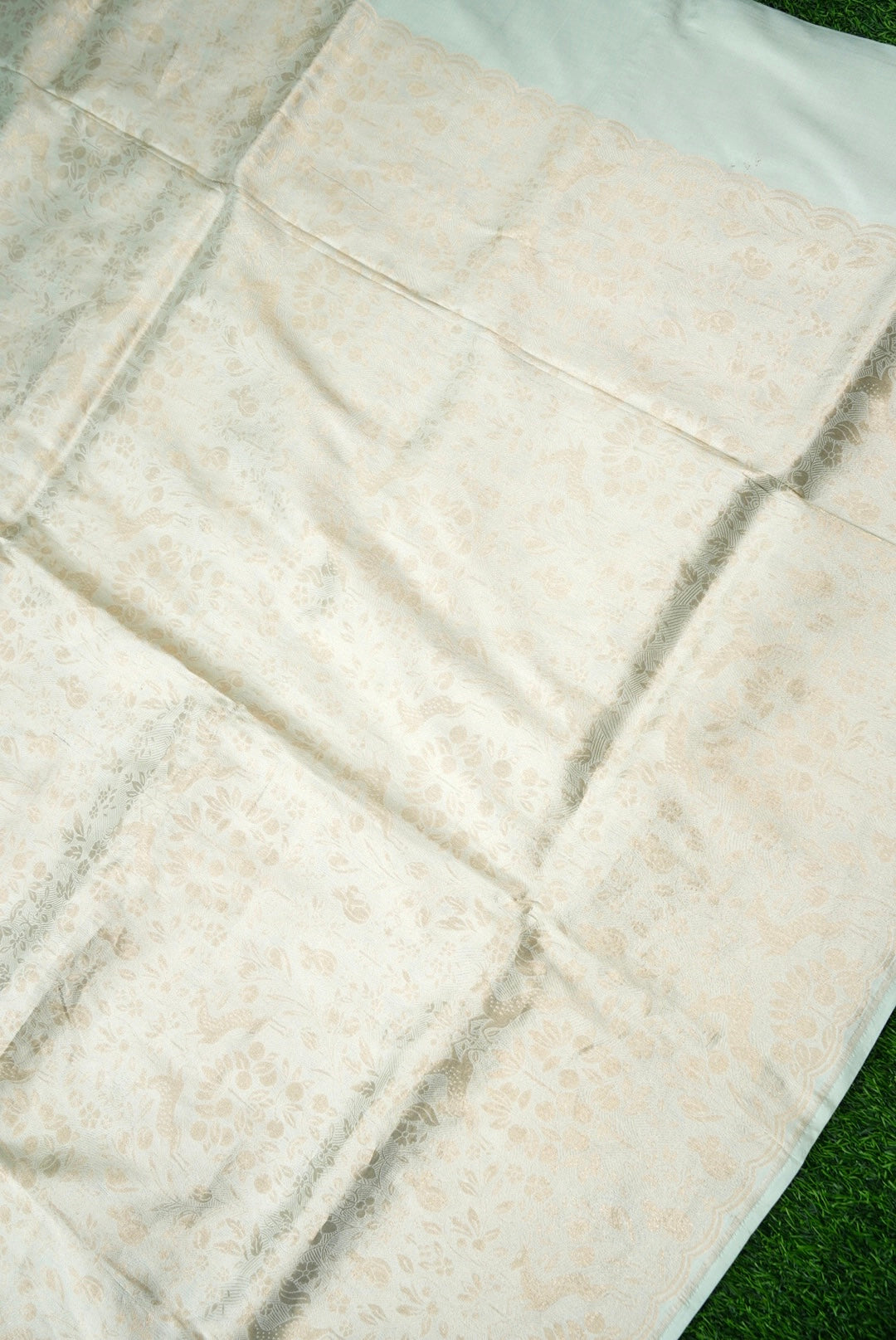 Handloom Banarasi Katan Silk Brocade Shikargah Saree
