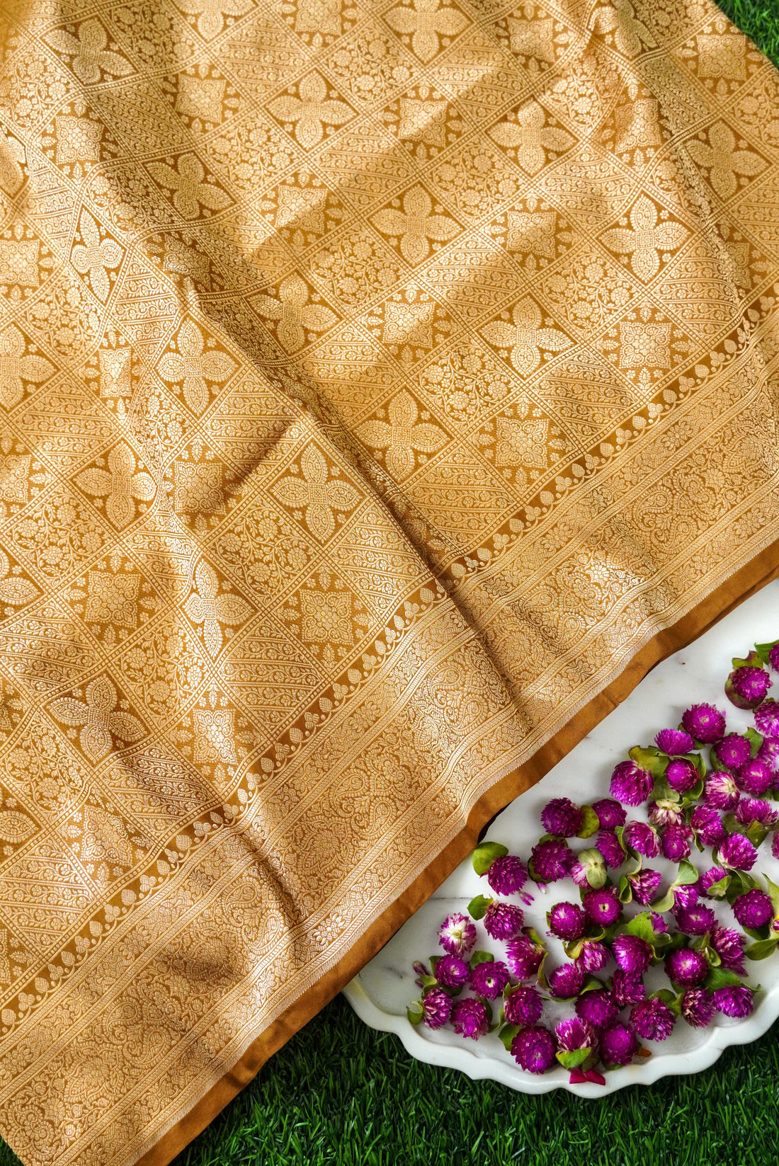 Handloom Banarasi Katan Silk Zari Tanchoi Saree