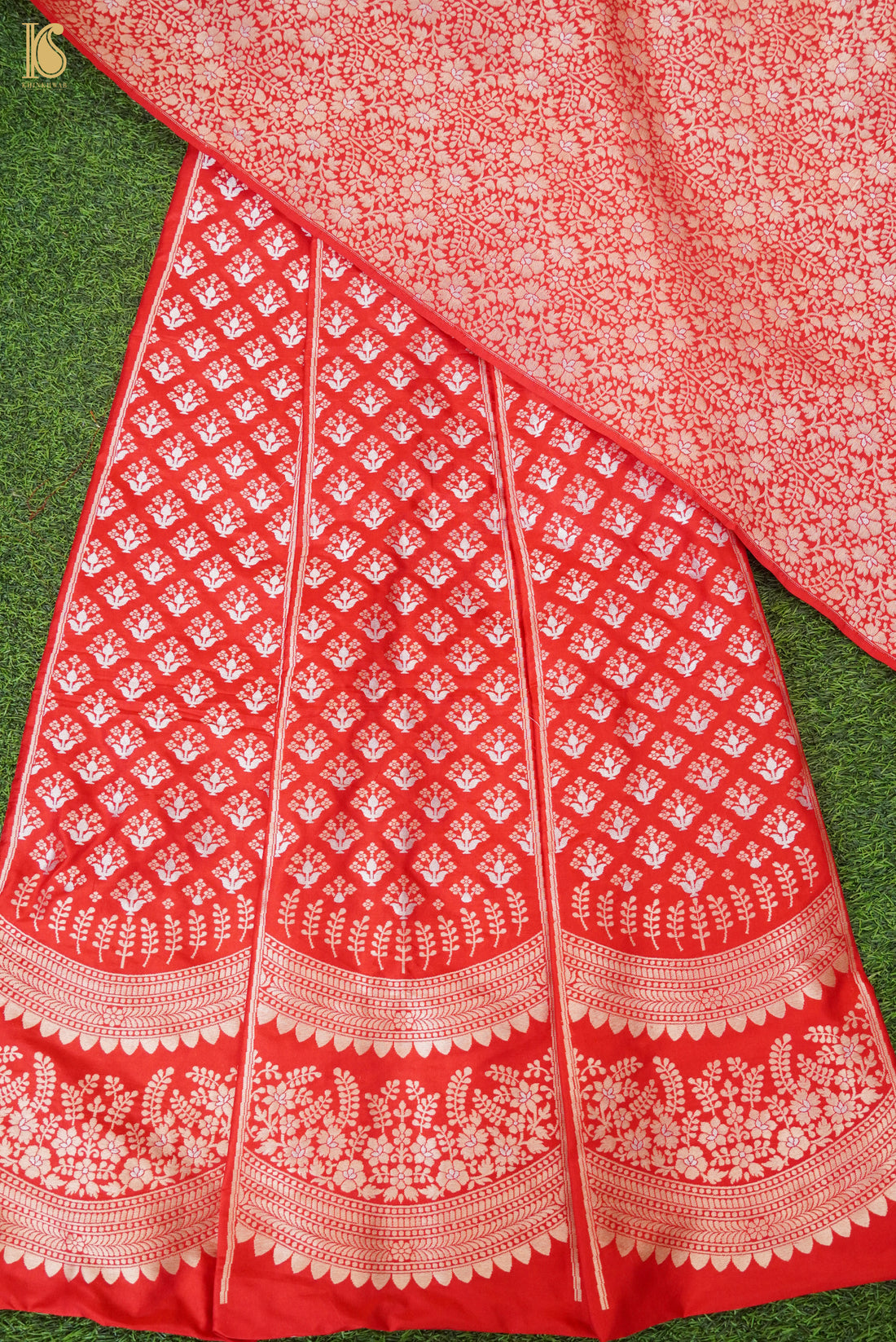 Handloom Banarasi Katan Silk Kalidar Scallop Lehenga