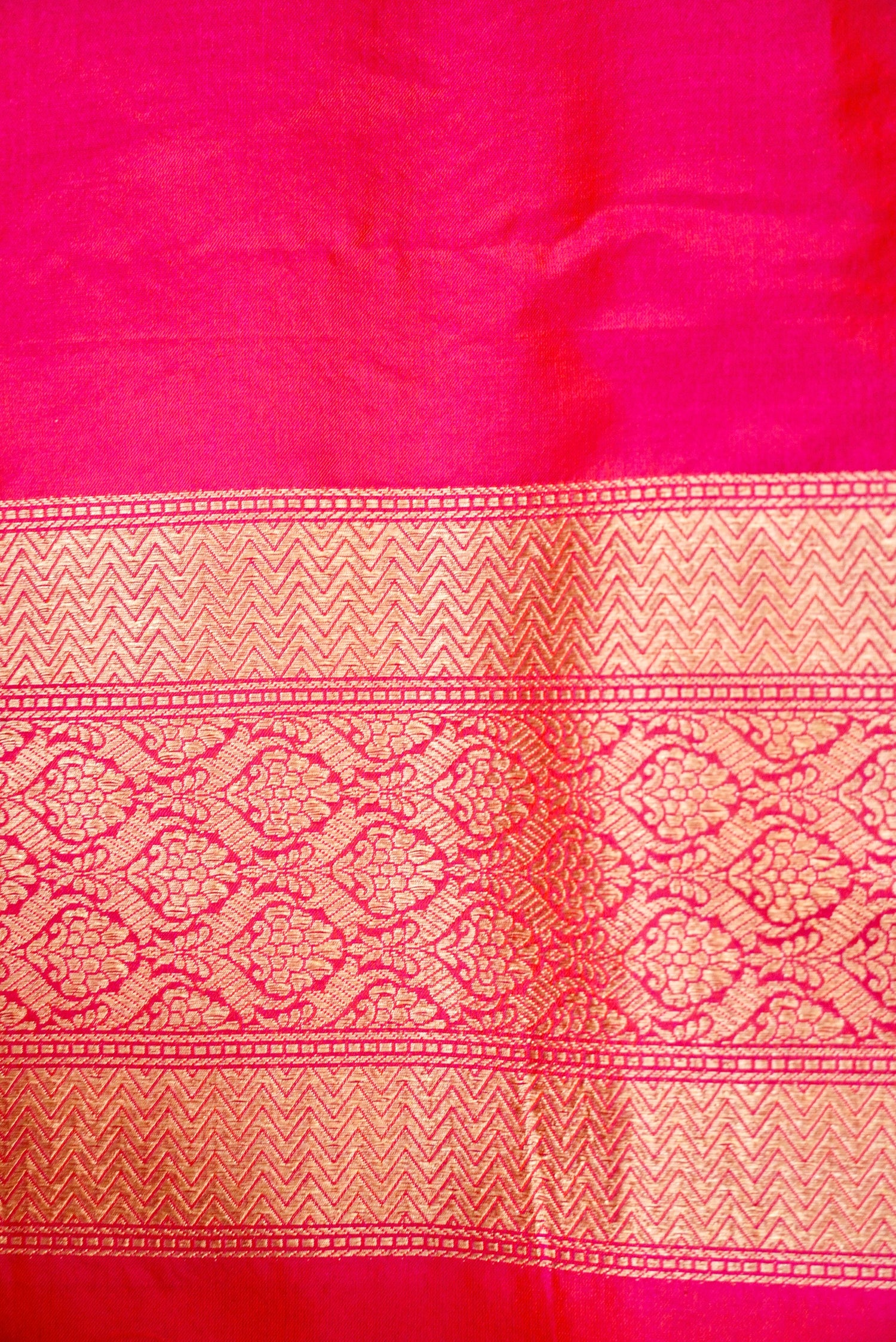 Handloom Banarasi Katan Silk Zari Tanchoi Saree