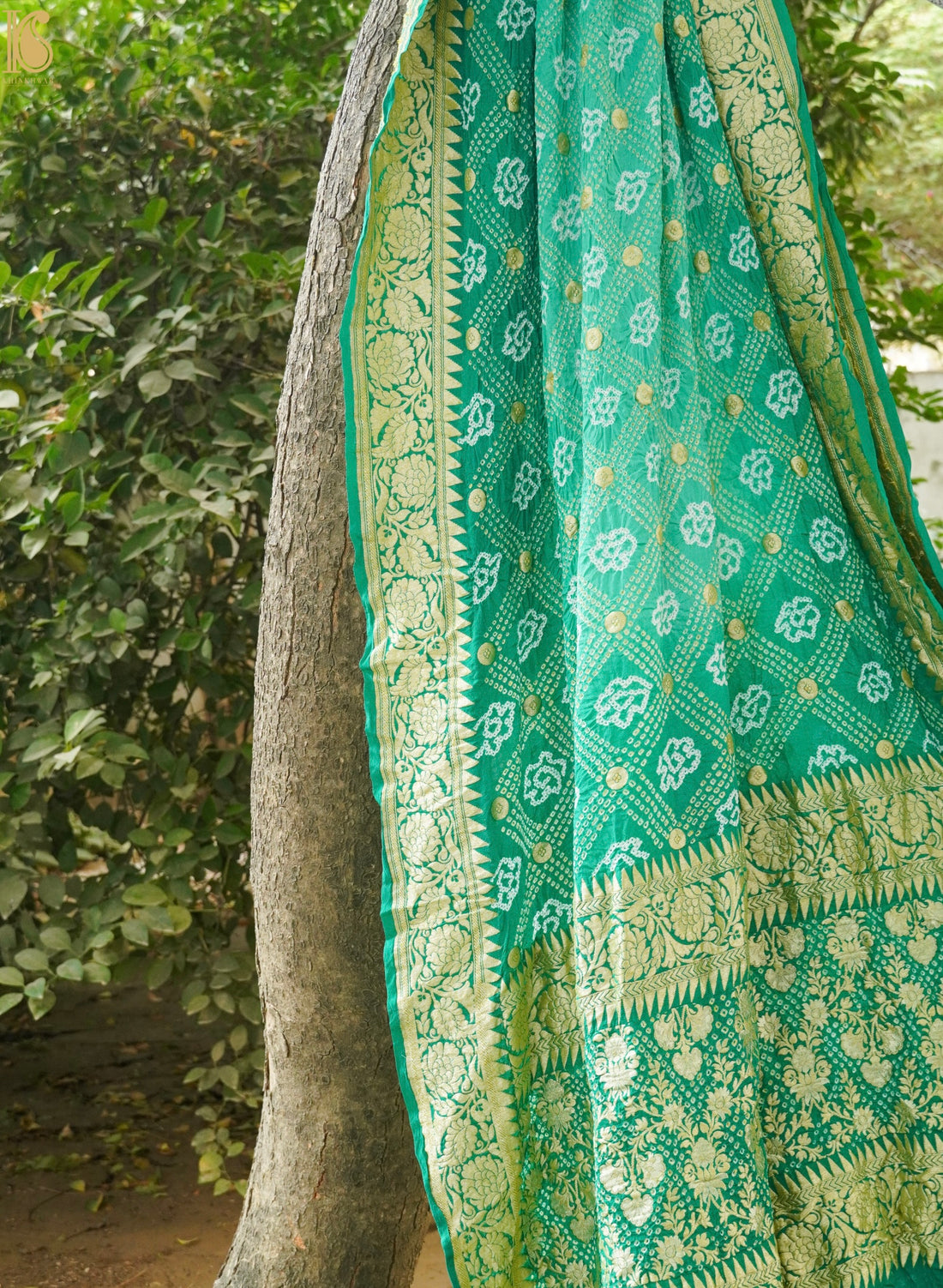 Banarasi Bandhani Ashrafi Boota Georgette Saree