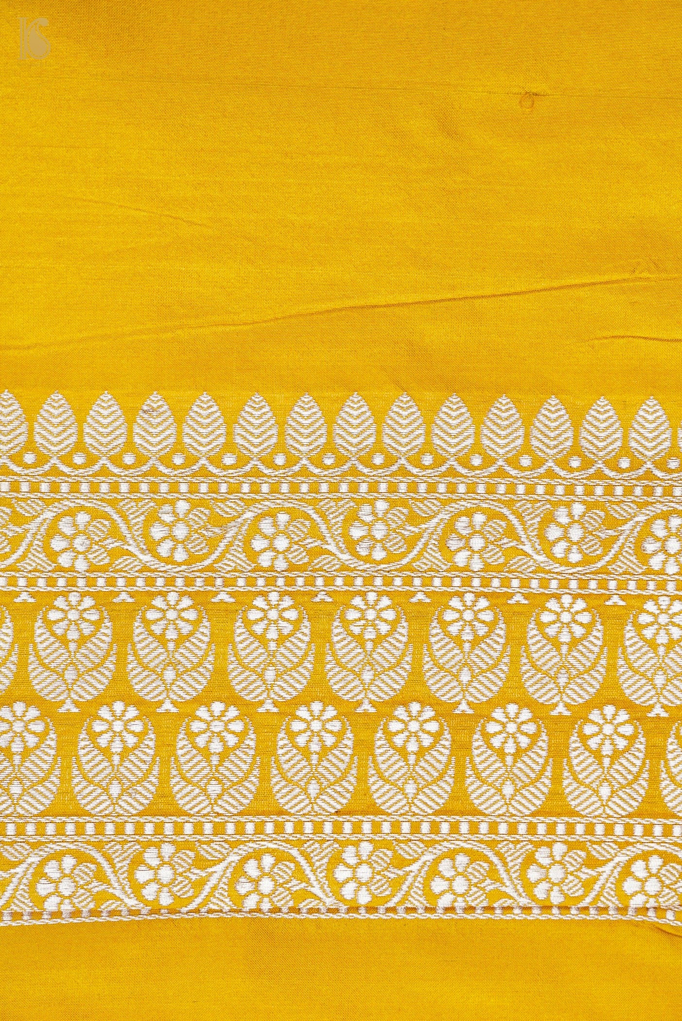 Handloom Banarasi Katan Silk Zari Vasket Saree