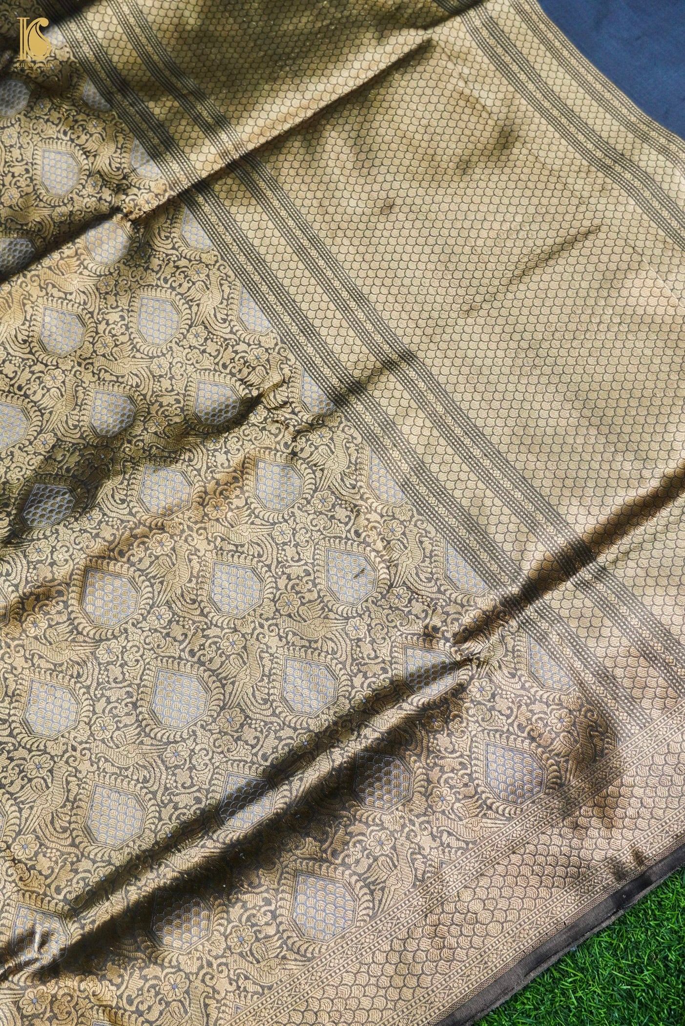 Handloom Banarasi Katan Silk Zari Vasket Saree