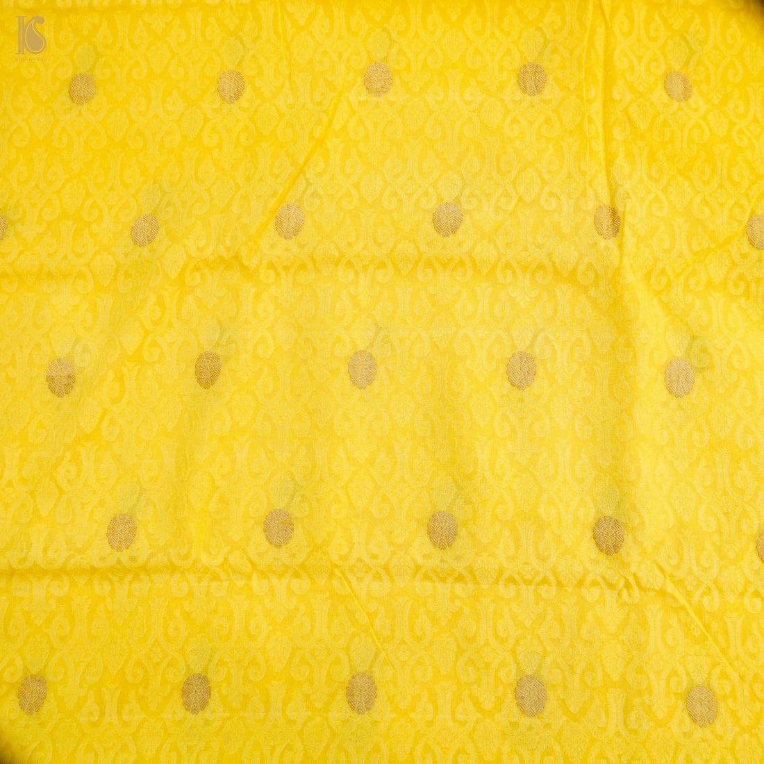 Handloom Banarasi Tanchoi Silk Fabric