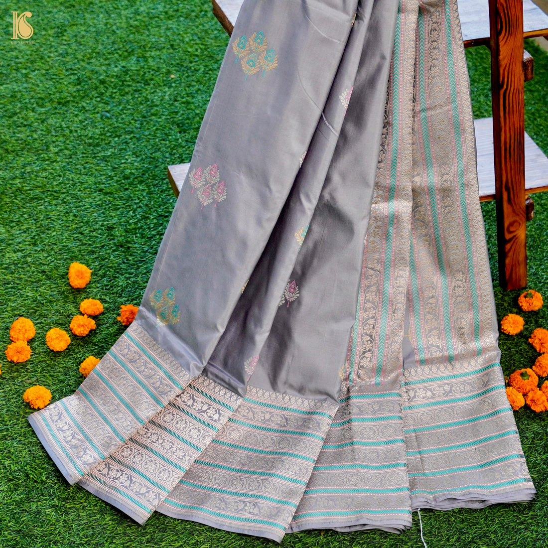 Katan Silk Handloom Kadhiyal Ektara Banarasi Saree