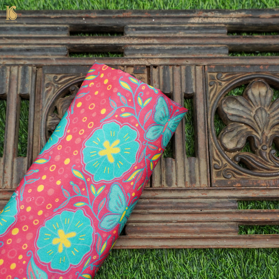 Poppy Red &amp; Teal Titli Print Chiniya Silk Fabric - Khinkhwab