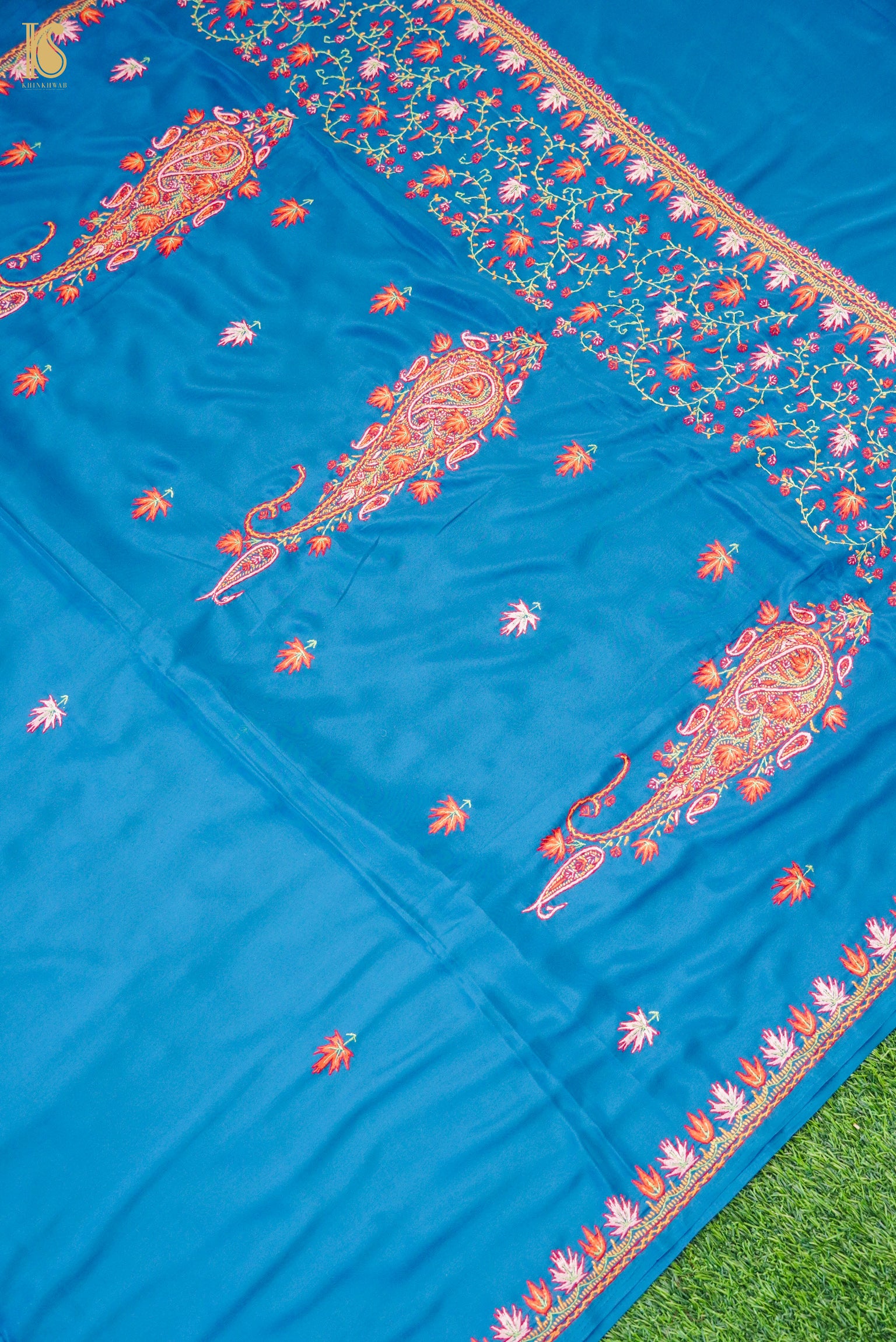 Beige Kashmiri Embroidery Aari Work Saree, 5.5 m (separate blouse piece) at  Rs 849 in Surat