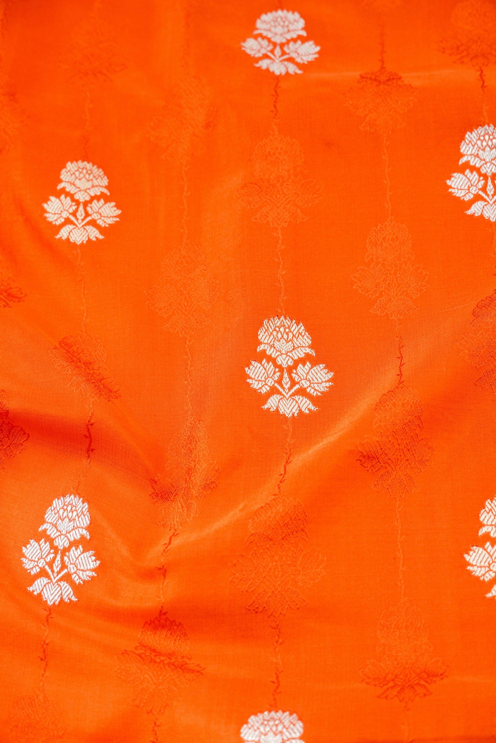 Handloom Banarasi Silk Tanchoi Kadwa Saree