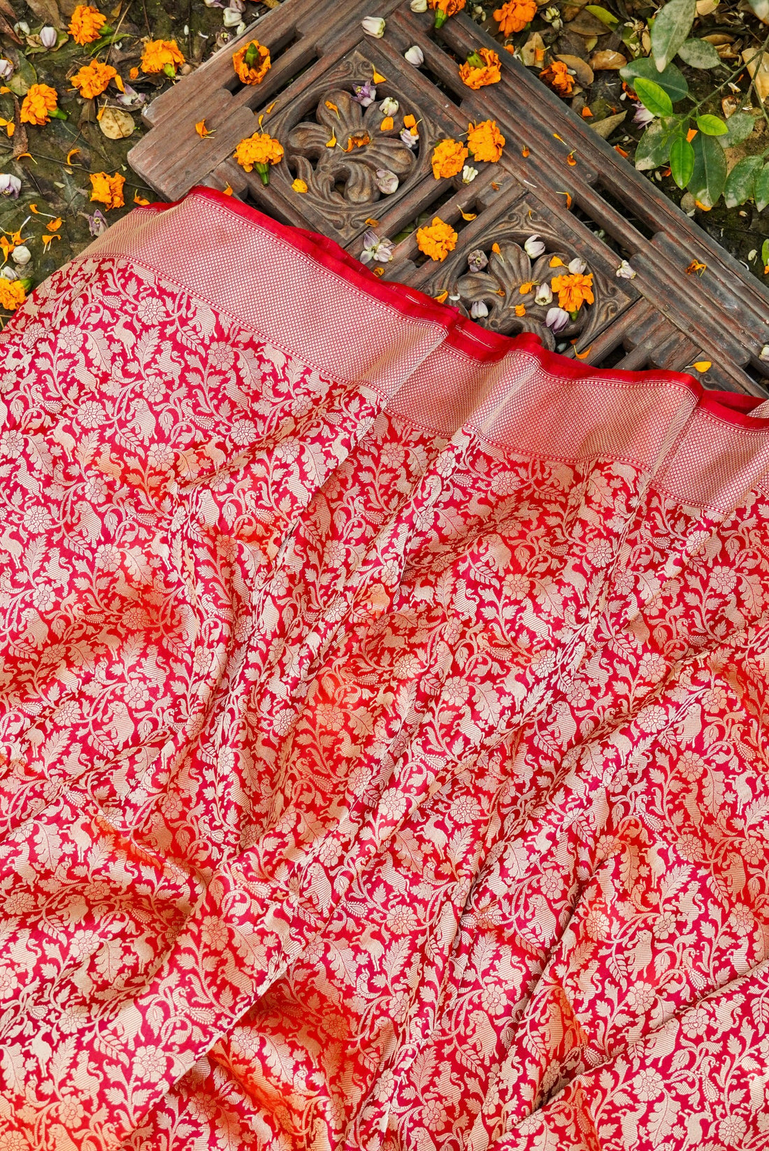 Handwoven Satin SIlk Banarasi Shikargah Saree