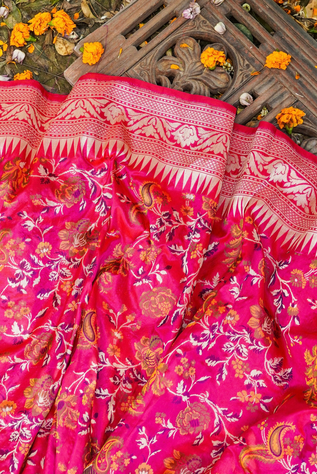 Handloom Banarasi Silk Kinkhab Saree