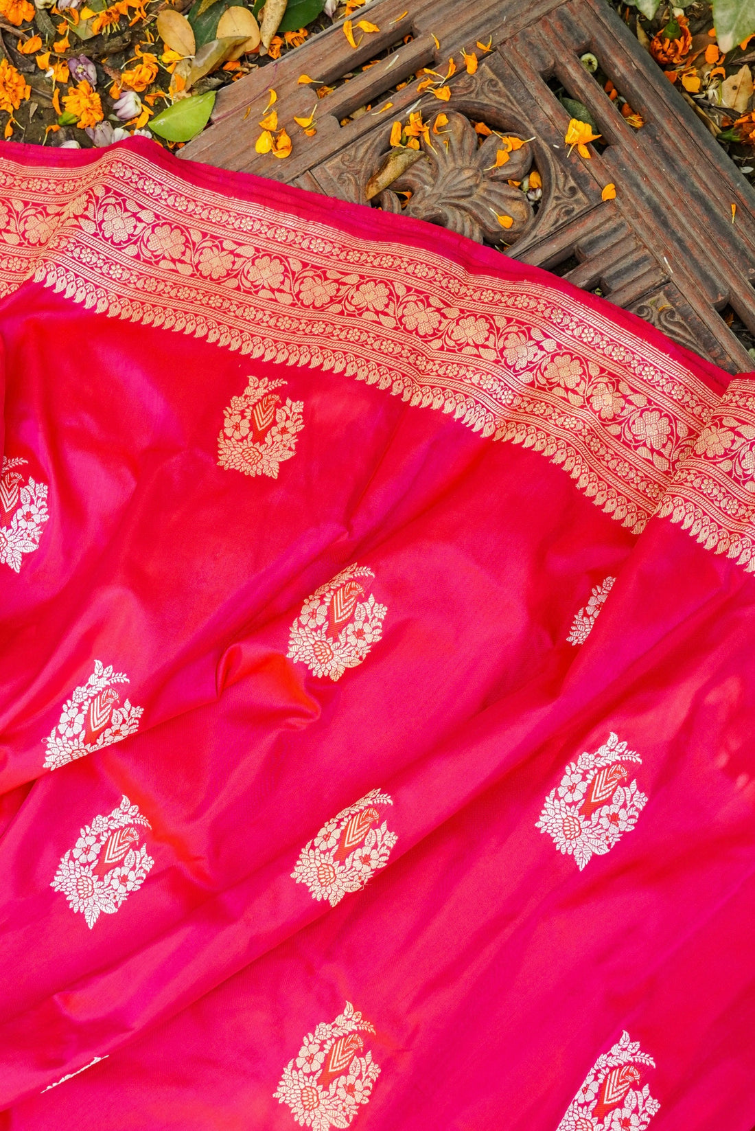 Handloom Banarasi Katan Silk Kadwa Saree