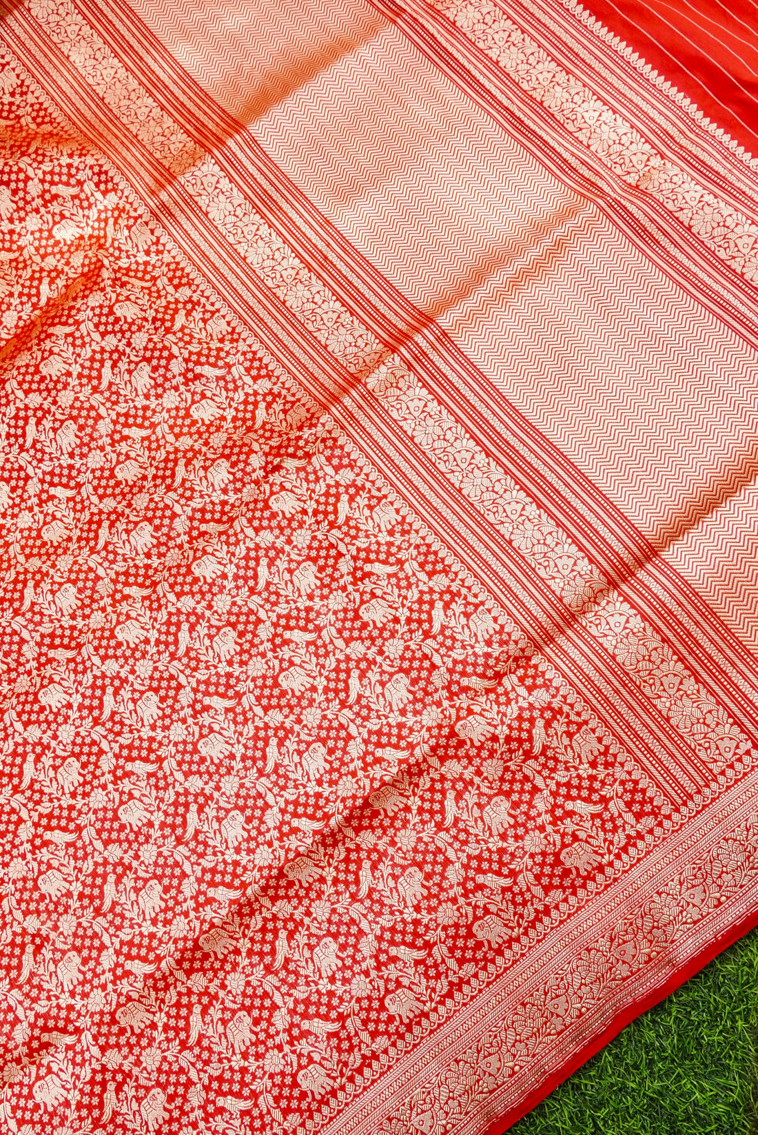 Handloom Banarasi Katan Silk Shikargah Dupatta