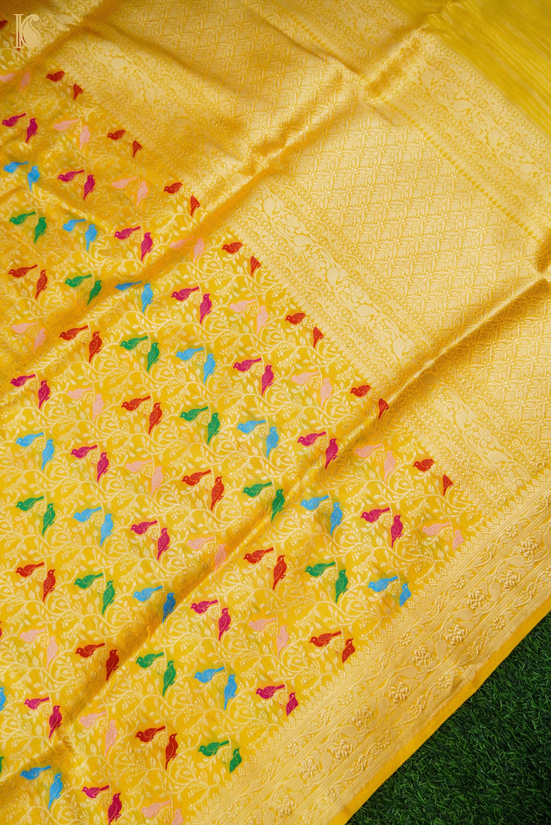 Handloom Banarasi Katan Silk Chidiya Dupatta