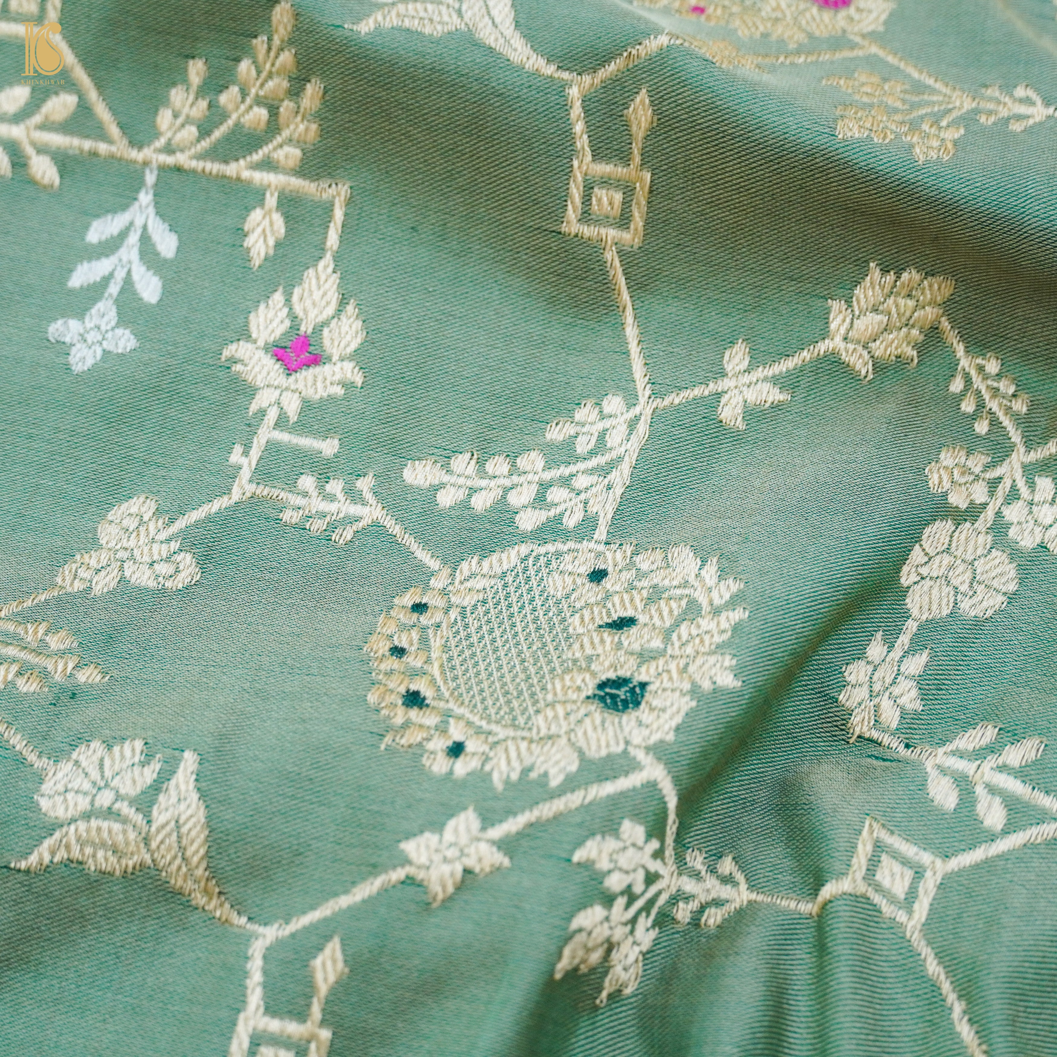 Handloom Banarasi Pure Katan Silk Kadwa Saree