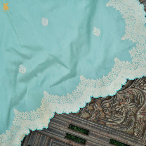 Handloom Banarasi Pure Katan Silk Scalloped Border Kadwa Saree