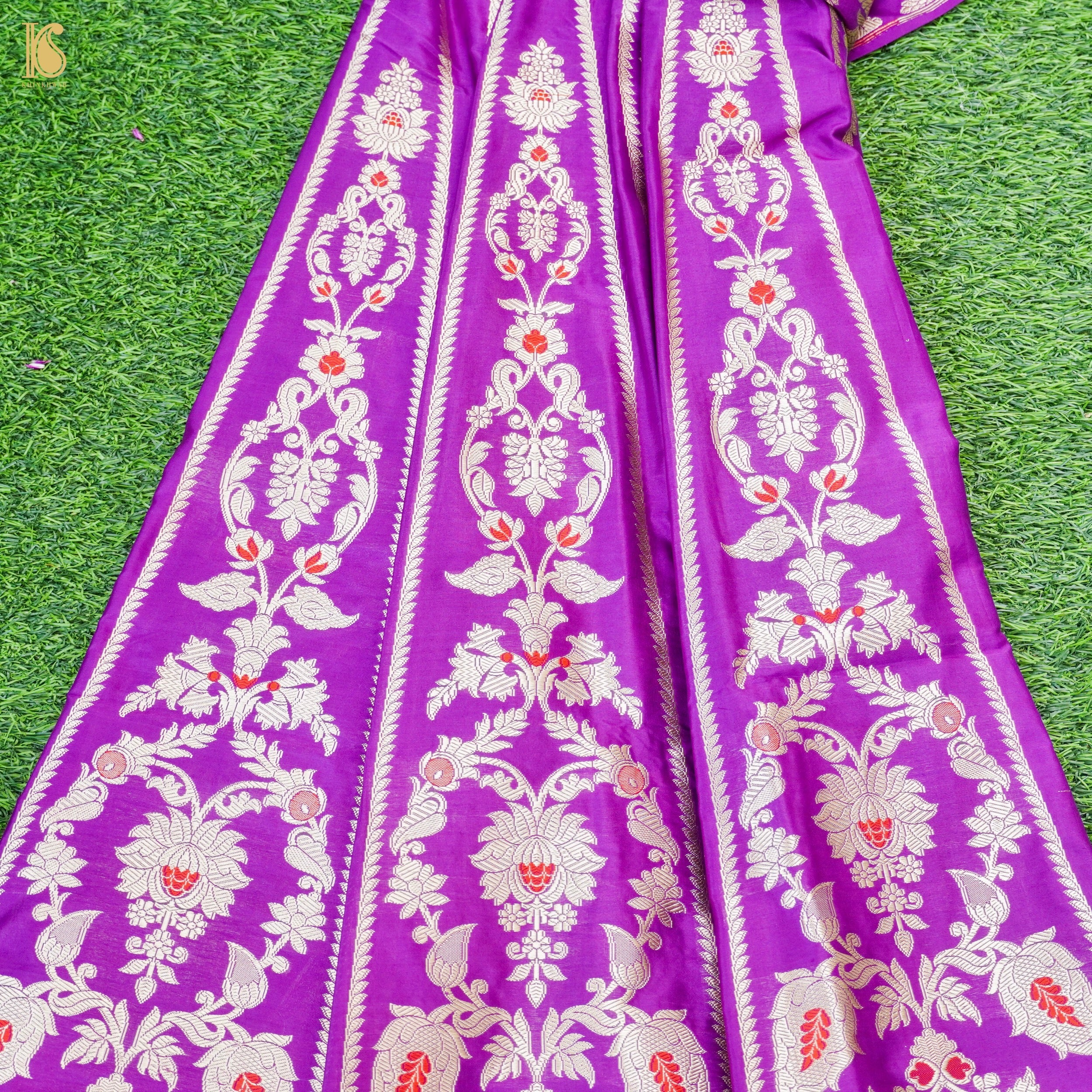 Orchid Purple Pure Katan Silk Handloom Banarasi Kalidar Lehenga