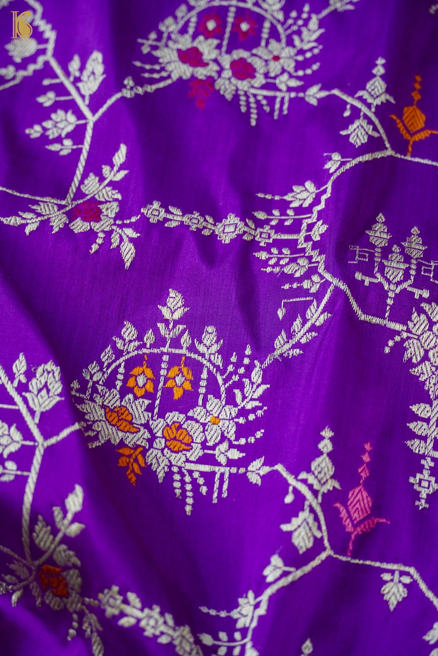 Handloom Banarasi Katan Silk Kadwa Saree