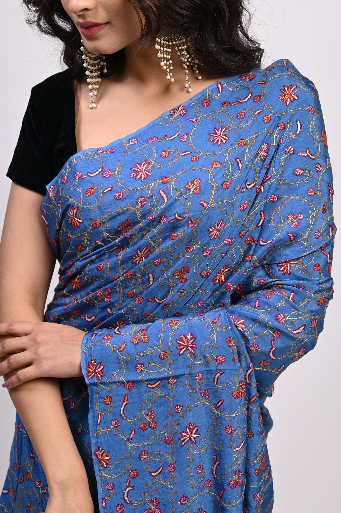 Pure Crepe Chinon Silk Sozni Work Hand Embroidered Kashmiri Saree