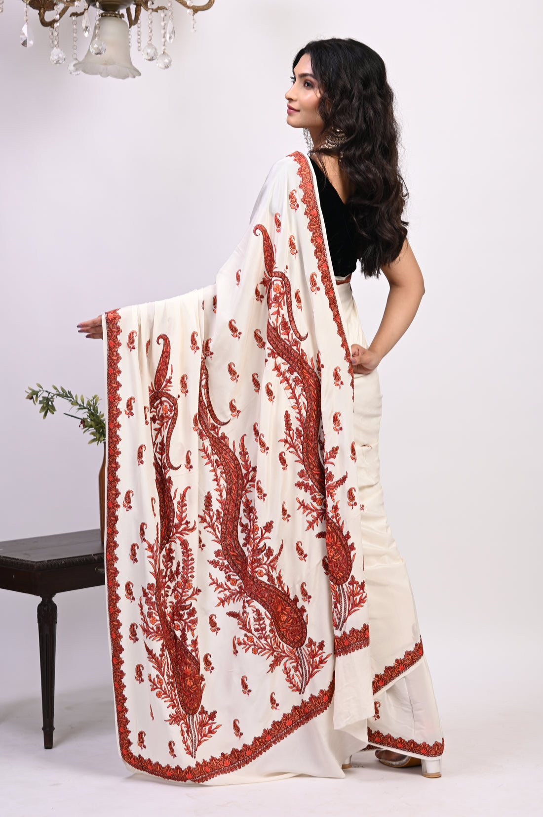 Pure Crepe Chinon Silk Sozni Work Hand Embroidered Kashmiri Saree