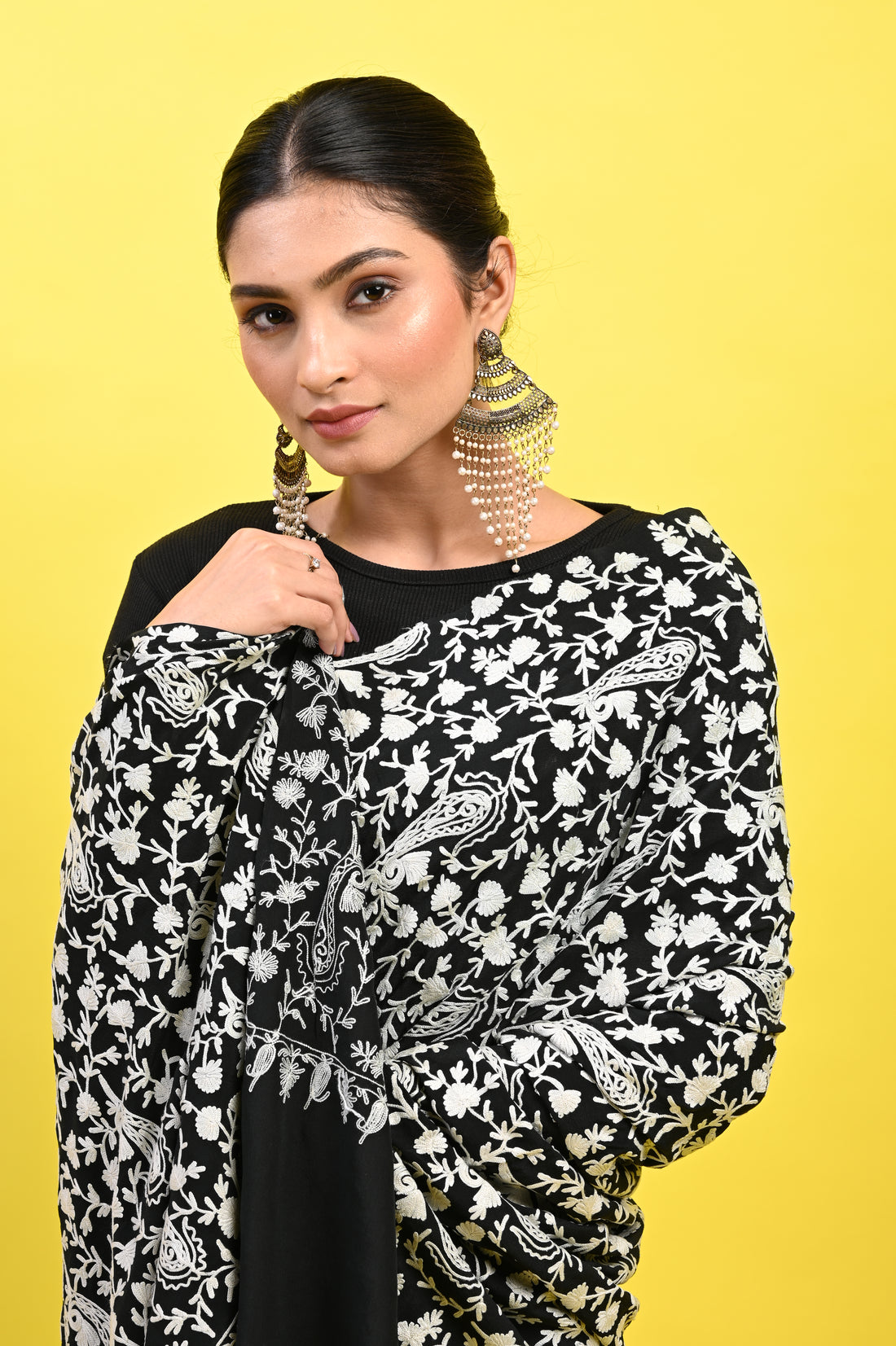 Pure Crepe Chinon Silk Aari Machine Embriodery Kashmiri Saree