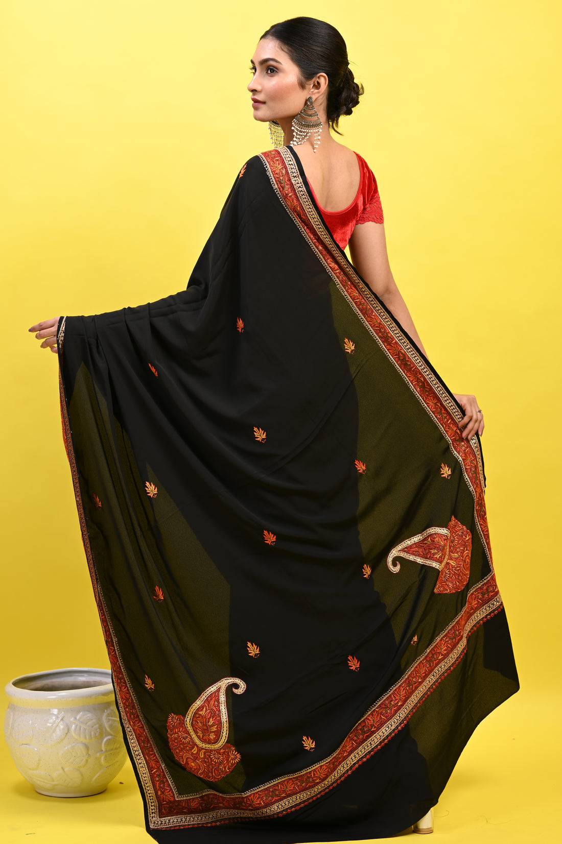 Pure Crepe Chinon Silk Sozni Work Kashmiri Saree