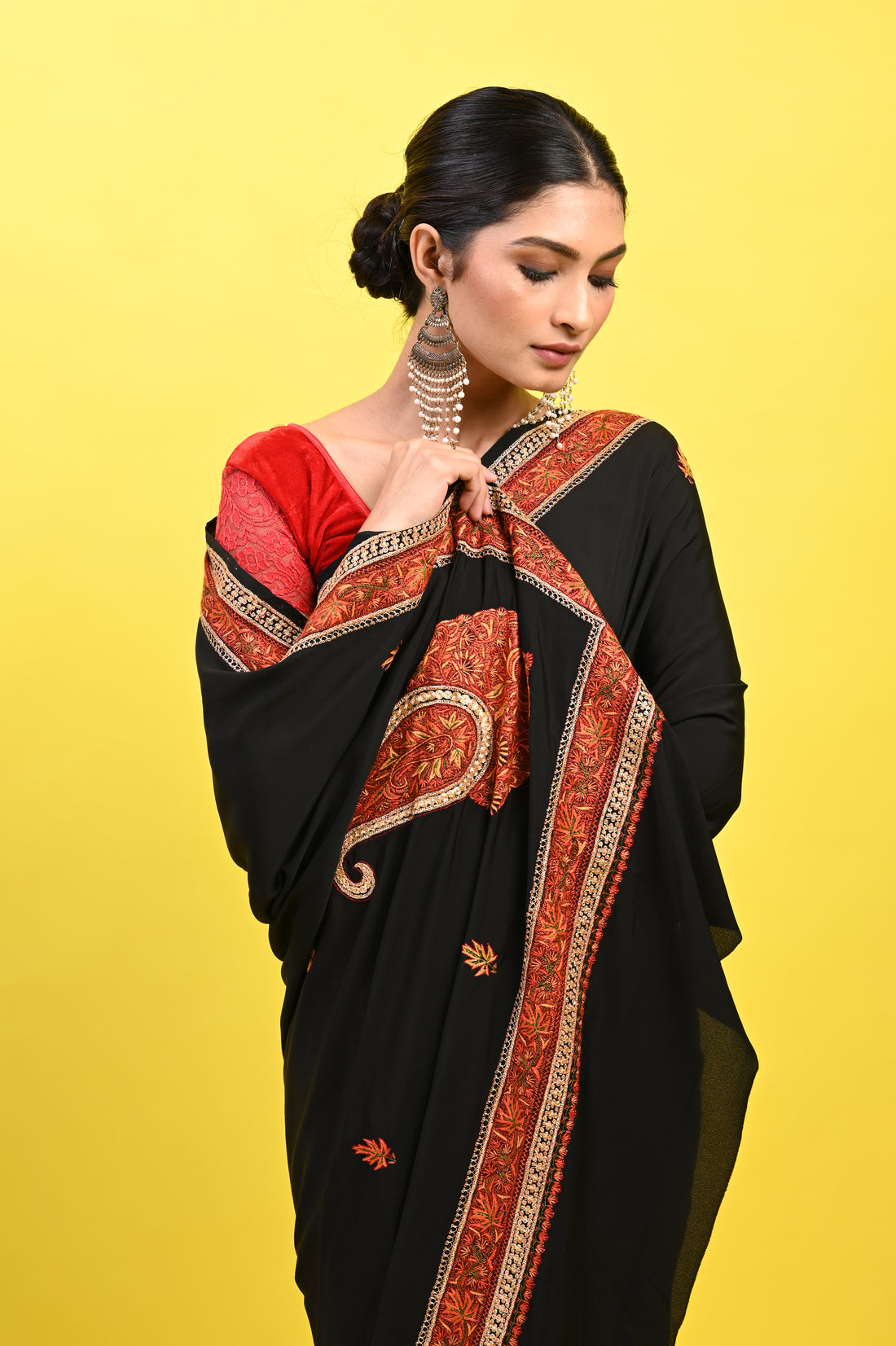 Pure Crepe Chinon Silk Sozni Work Kashmiri Saree