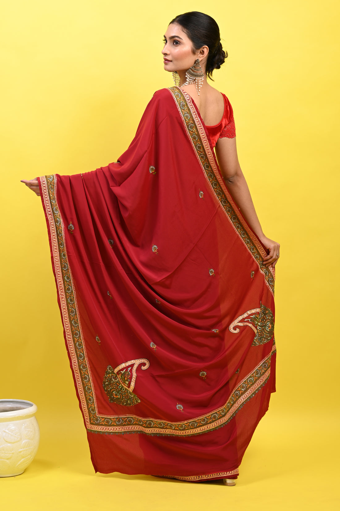 Pure Crepe Chinon Silk Sozni Work Kashmiri Saree