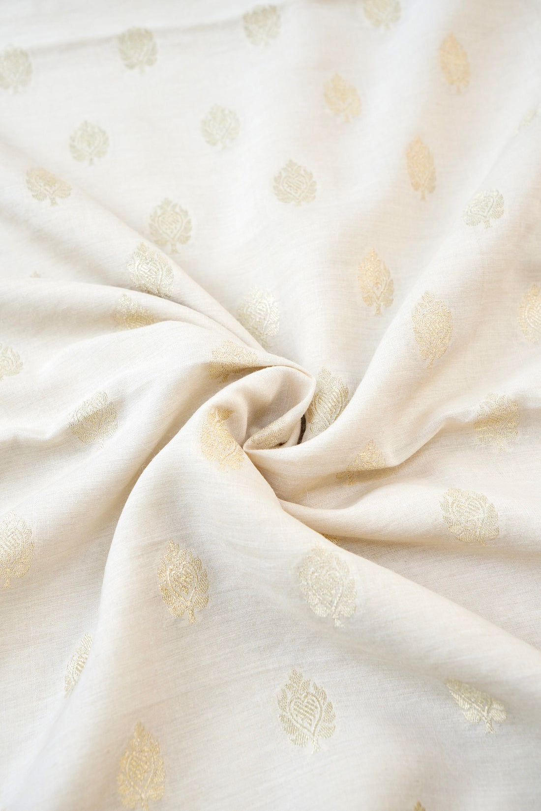 Moonga Silk Handloom Banarasi Dyeable Fabric