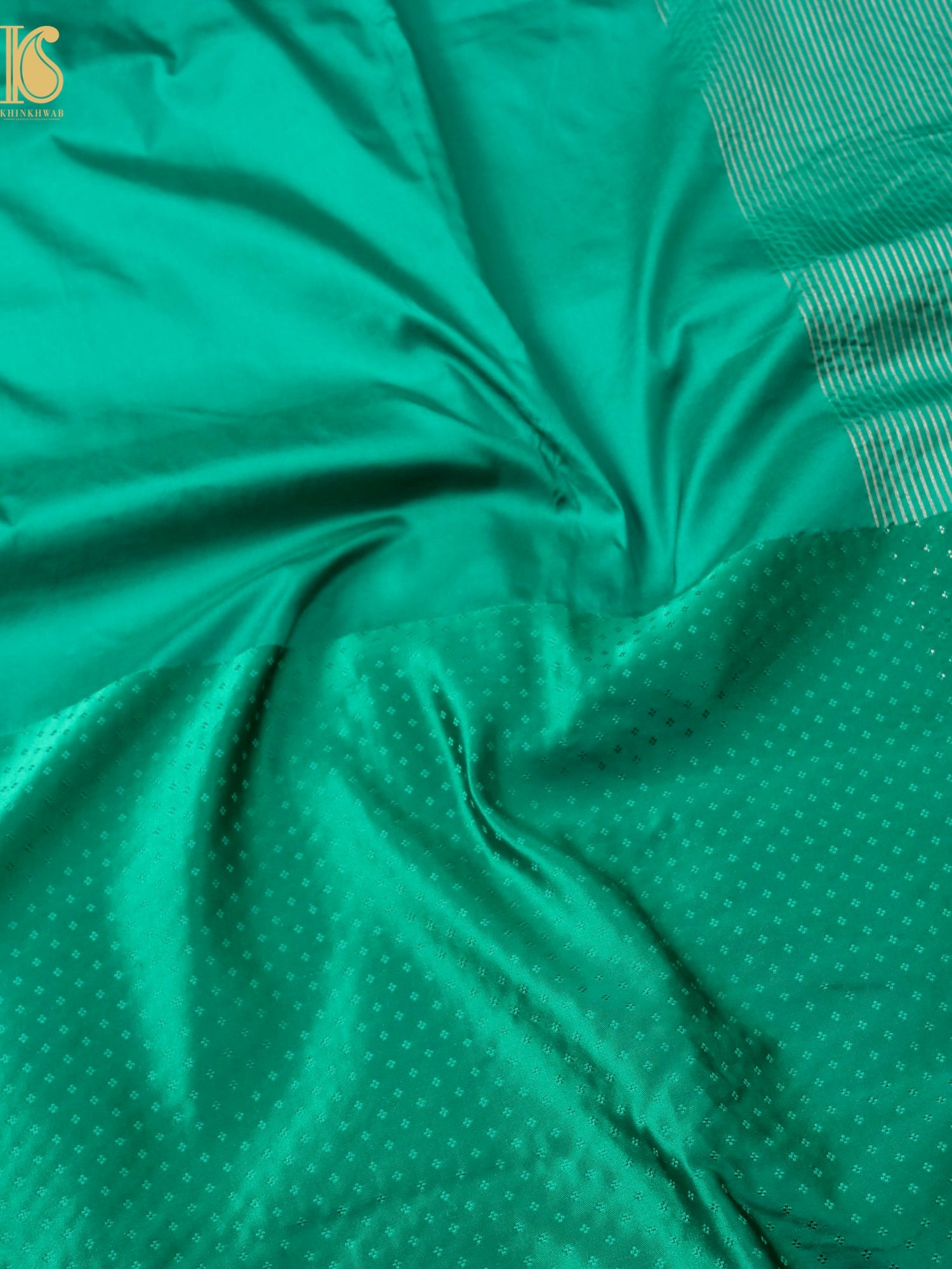 Handwoven Pure Mashru Silk Banarasi Saree