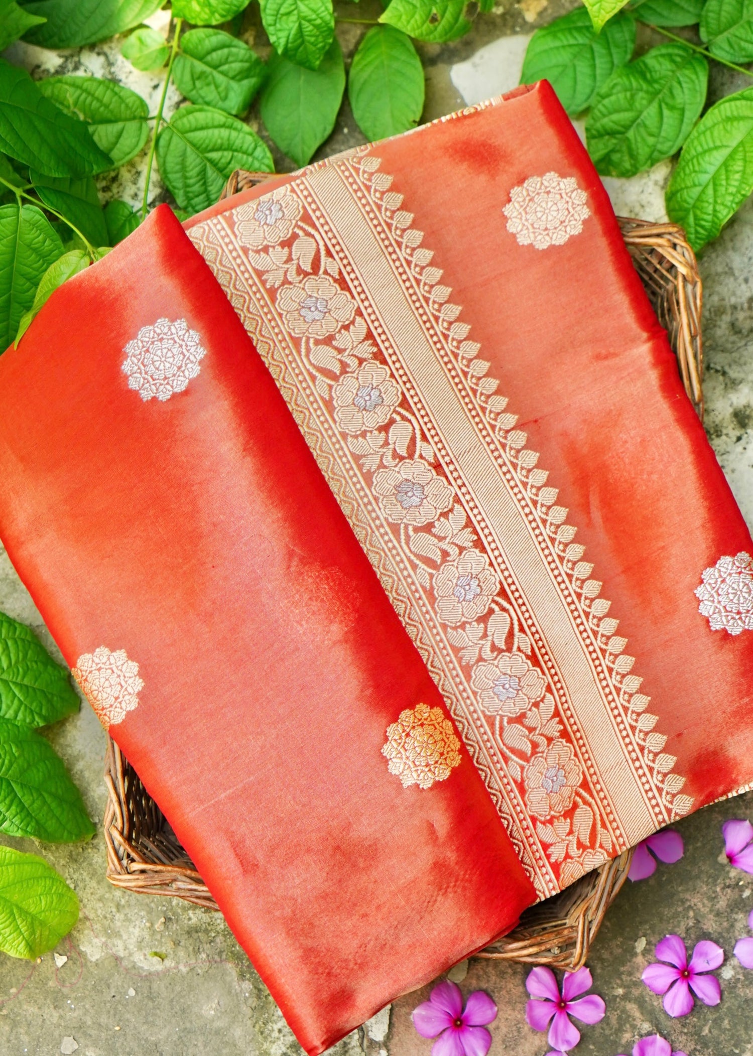 Handloom Banarasi Pure Tissue Saree