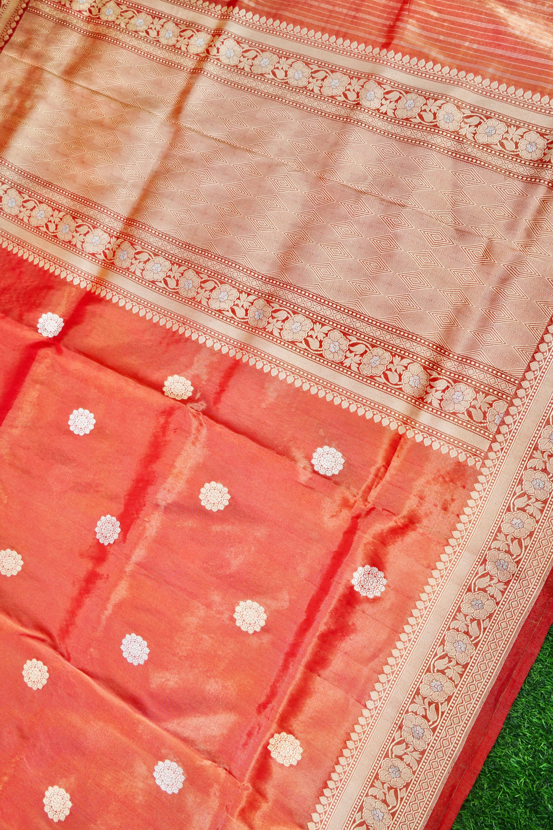 Handloom Banarasi Pure Tissue Saree