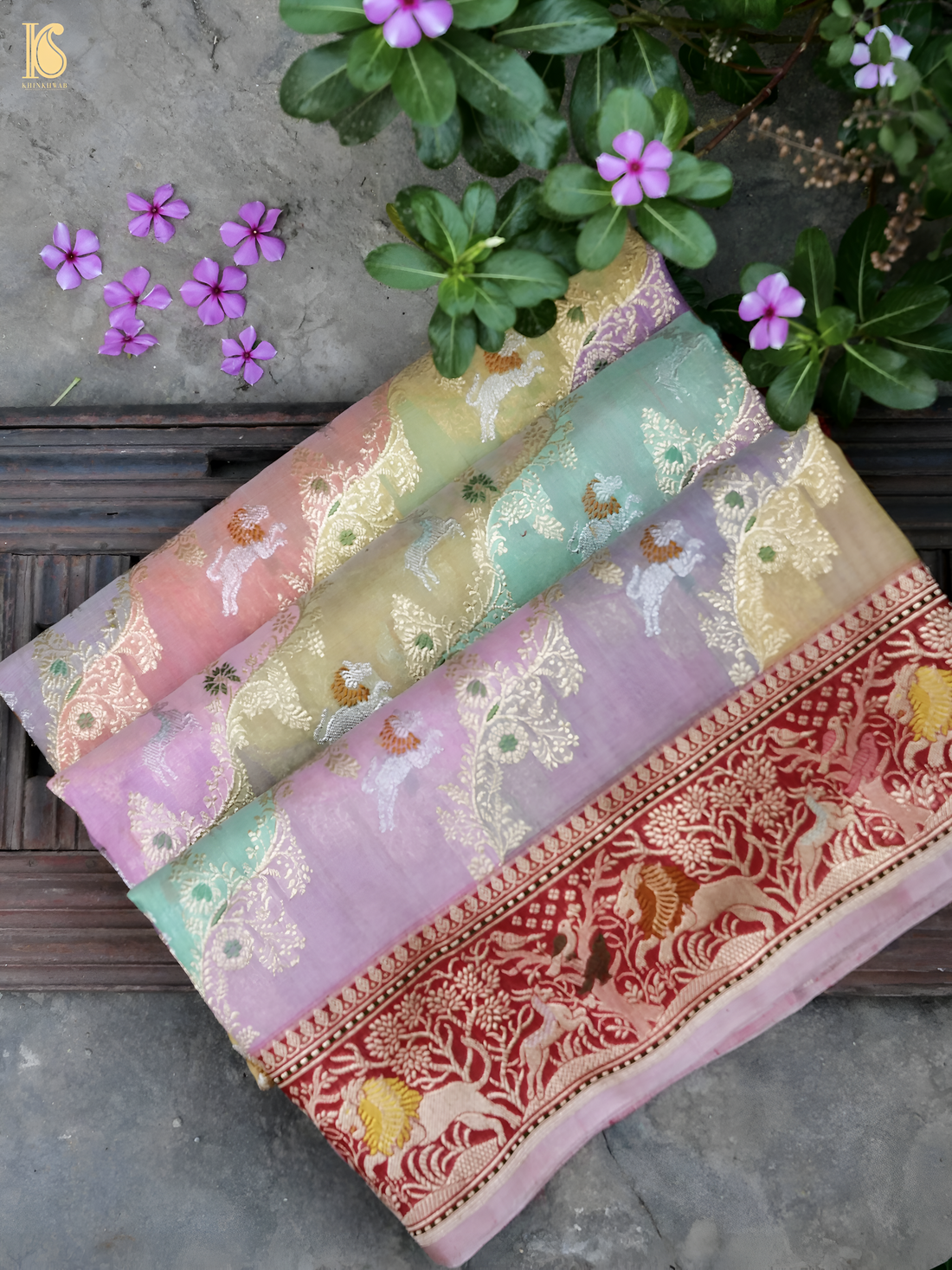 Handloom Banarasi Kora Rangkat Kadwa Silk Saree