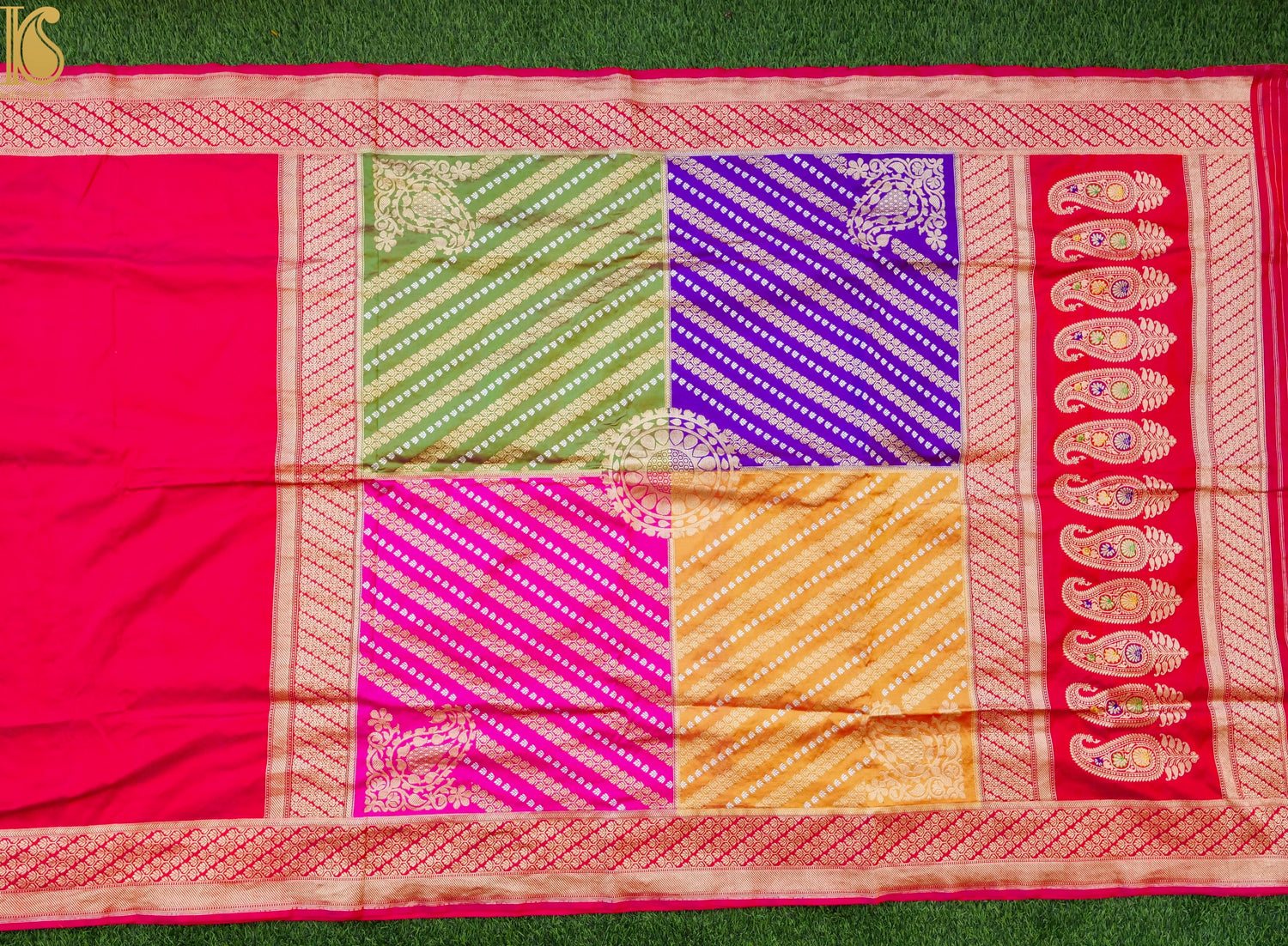 Handloom Banarasi Chauki Rangkat Red Silk Saree