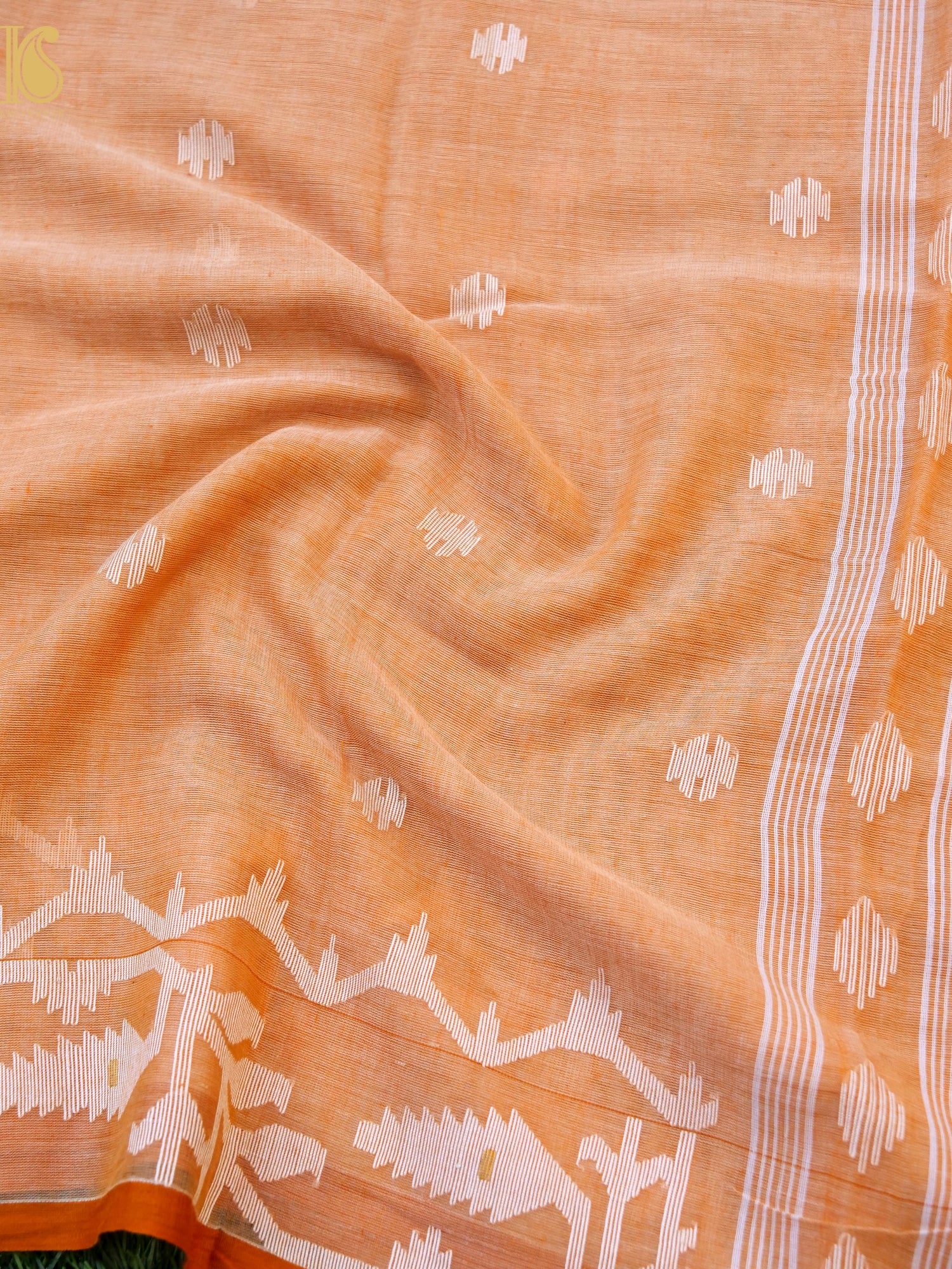 Cotton Handloom Bengal Jamdani Peach Saree