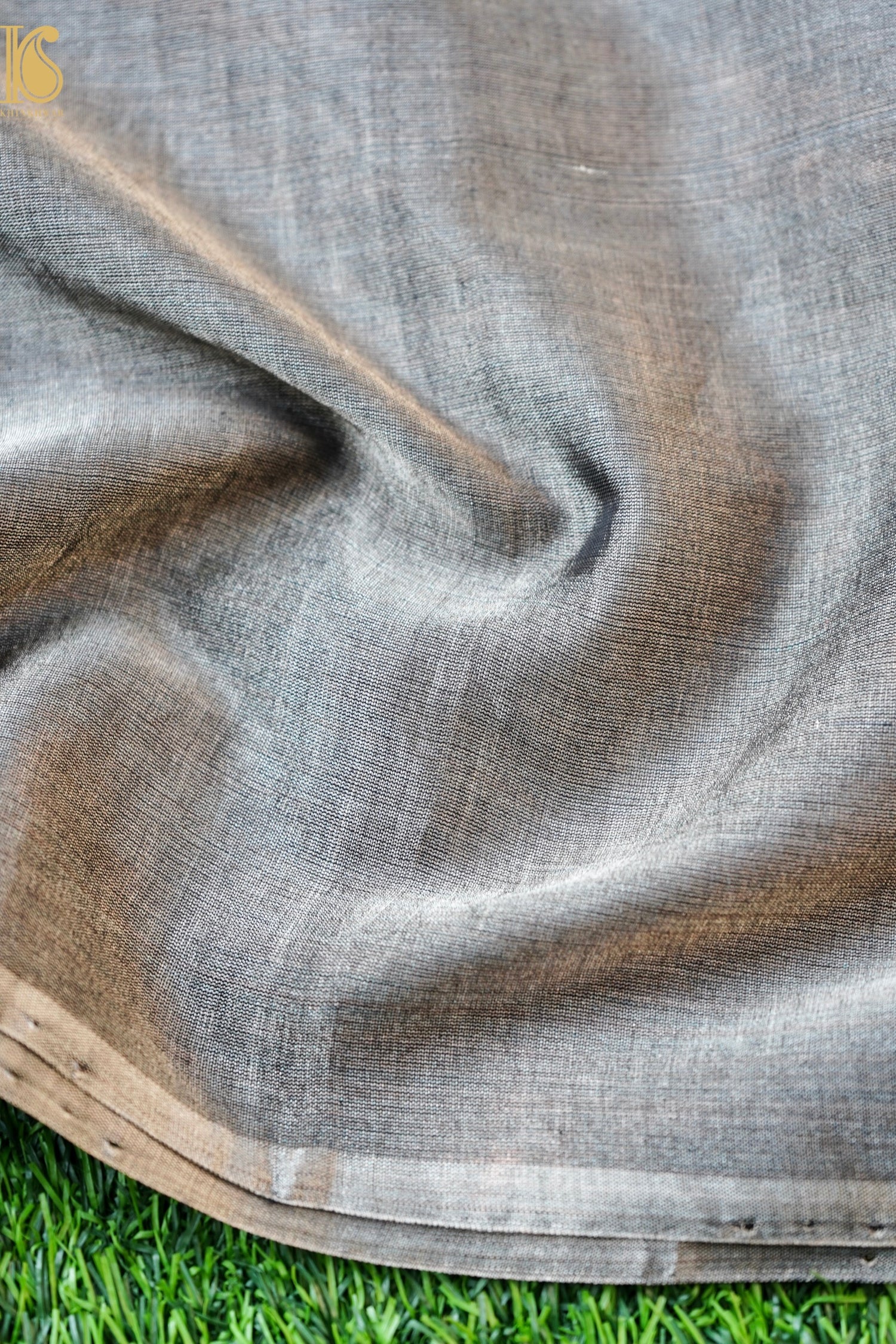 Chanderi Tissue Silk Handwoven Silver Saree