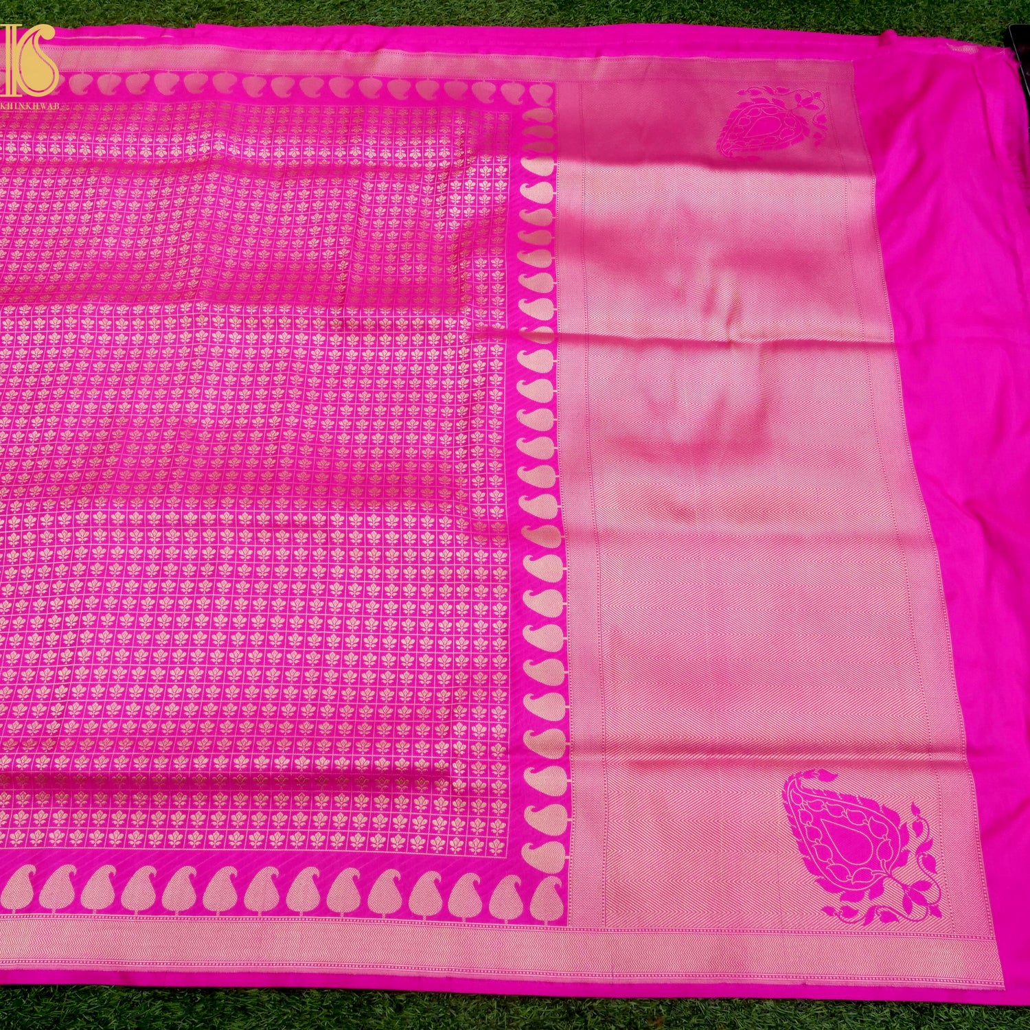 Handloom Banarasi Katan Silk Brocade Saree with Konya Pallu