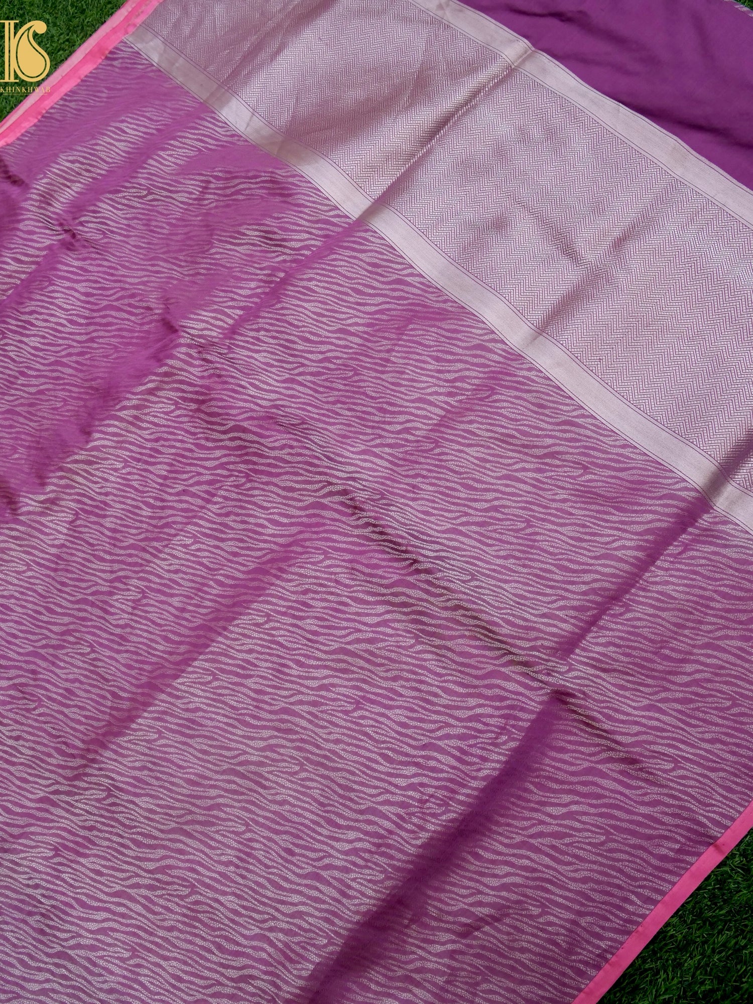 Handloom Banarasi Katan Silk Zari Tanchoi Saree