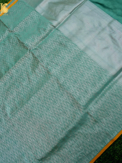 Handloom Banarasi Katan Silk Zari Tanchoi Saree