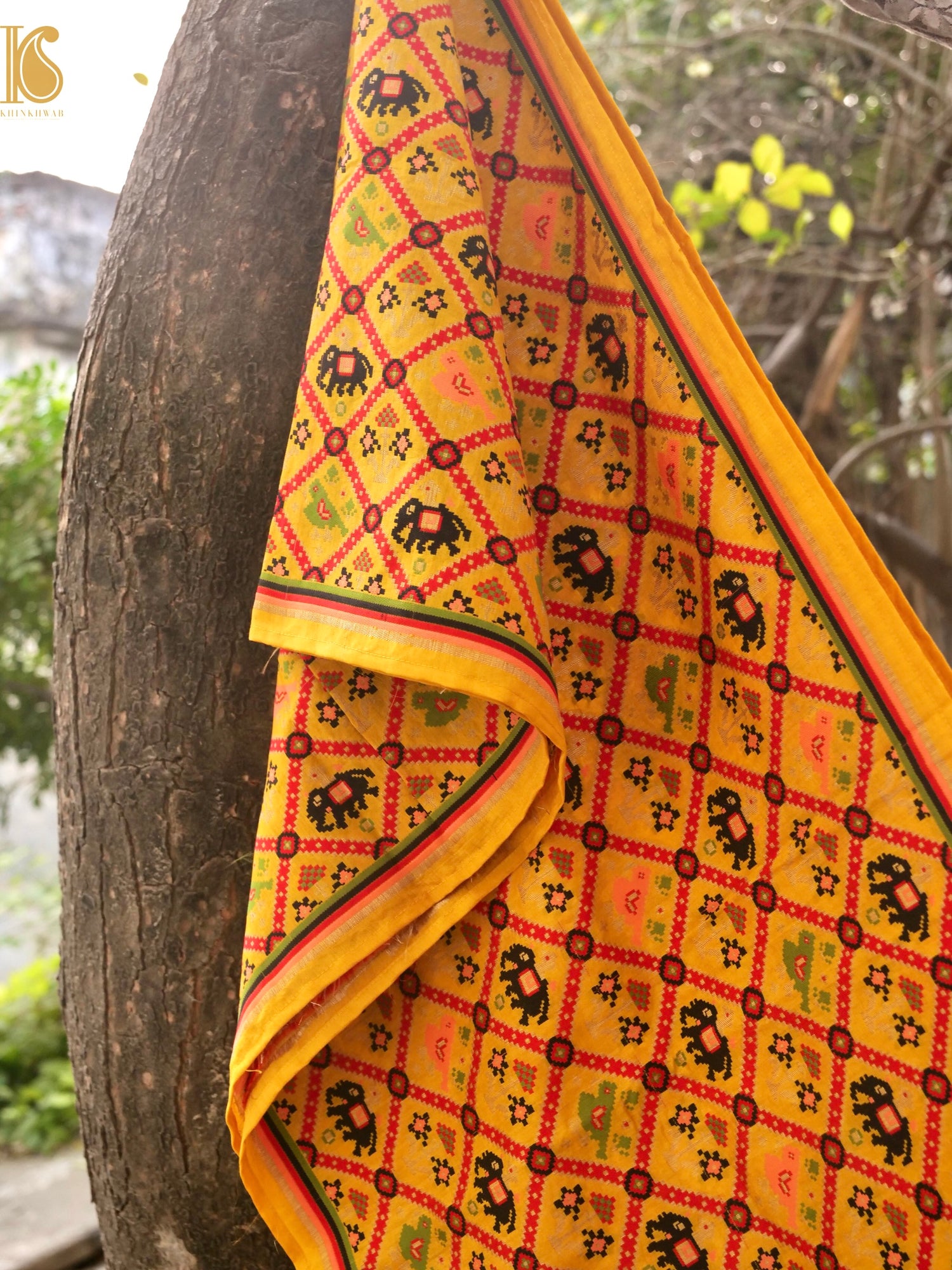 Pure Chiniya Silk Banarasi Woven Stole