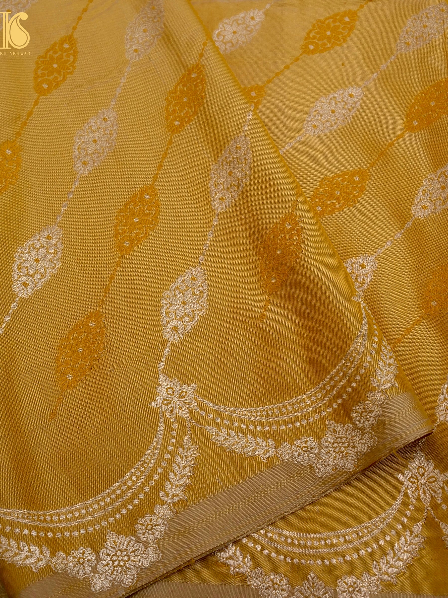 Handloom Banarasi Katan Silk Ektara Saree
