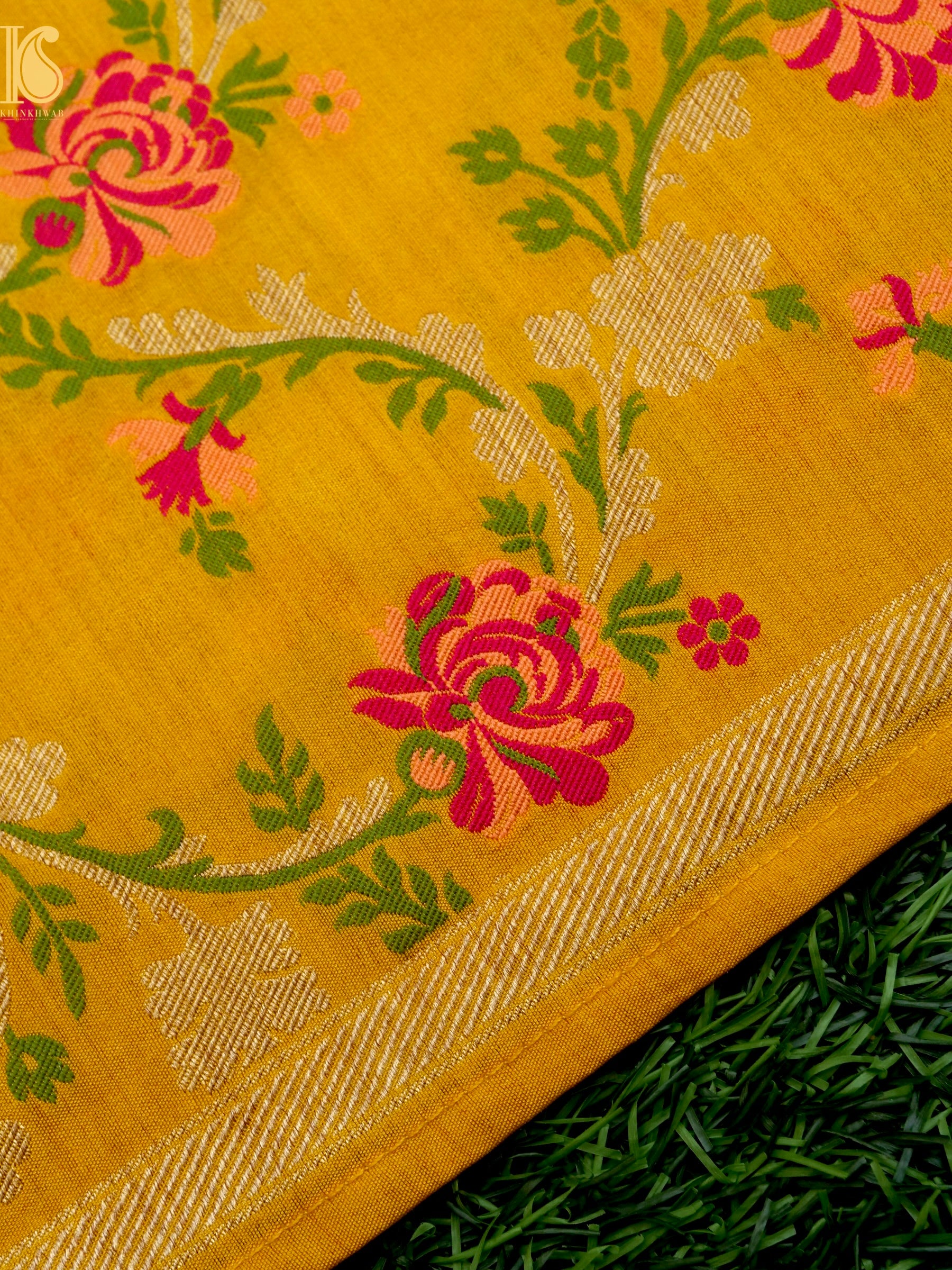Pure Chiniya Silk Banarasi Woven Stole