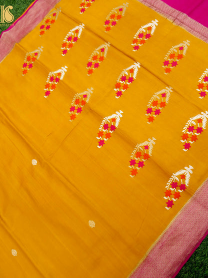 Handloom Banarasi Gajji Silk Meenakari Booti Saree