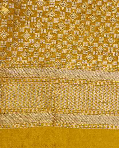 Handwoven Pure Katan Satin Silk Tanchoi Banarasi Saree