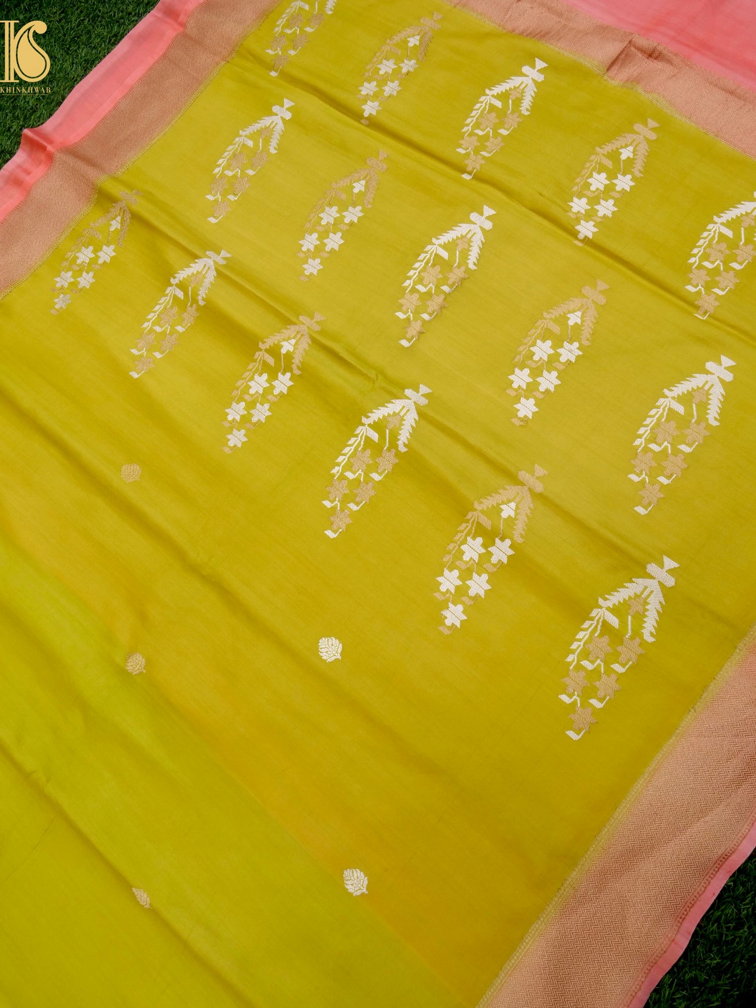 Handloom Banarasi Gajji Silk Meenakari Booti Saree