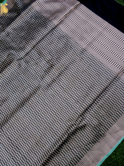 Handwoven Pure Katan Satin Silk Tanchoi Banarasi Saree