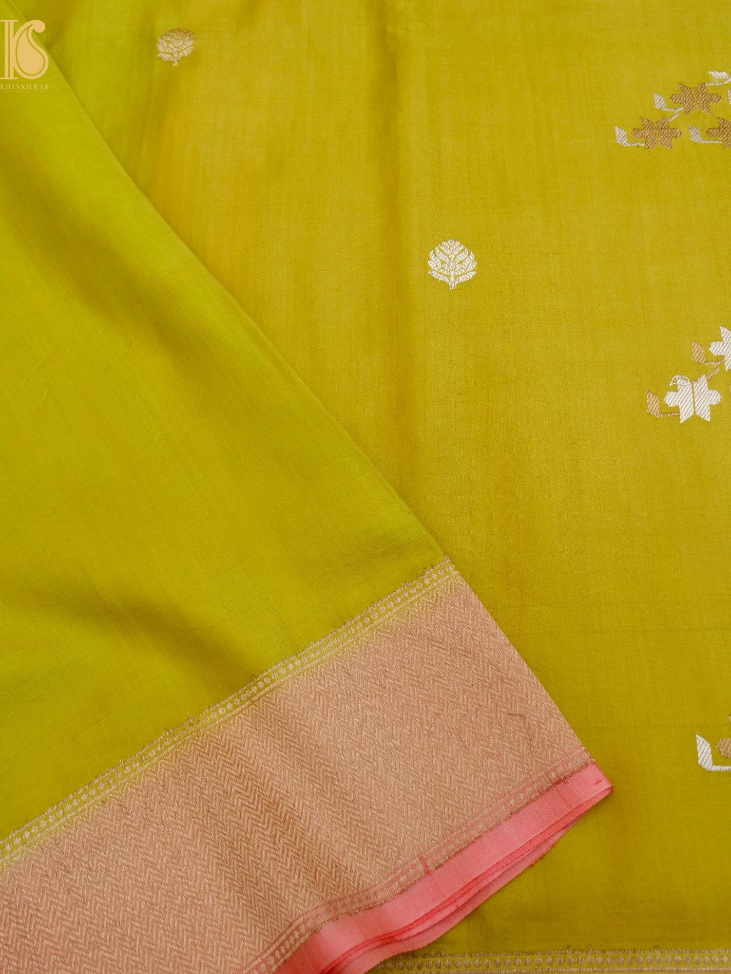 Handloom Banarasi Gajji Silk Meenakari Booti Saree