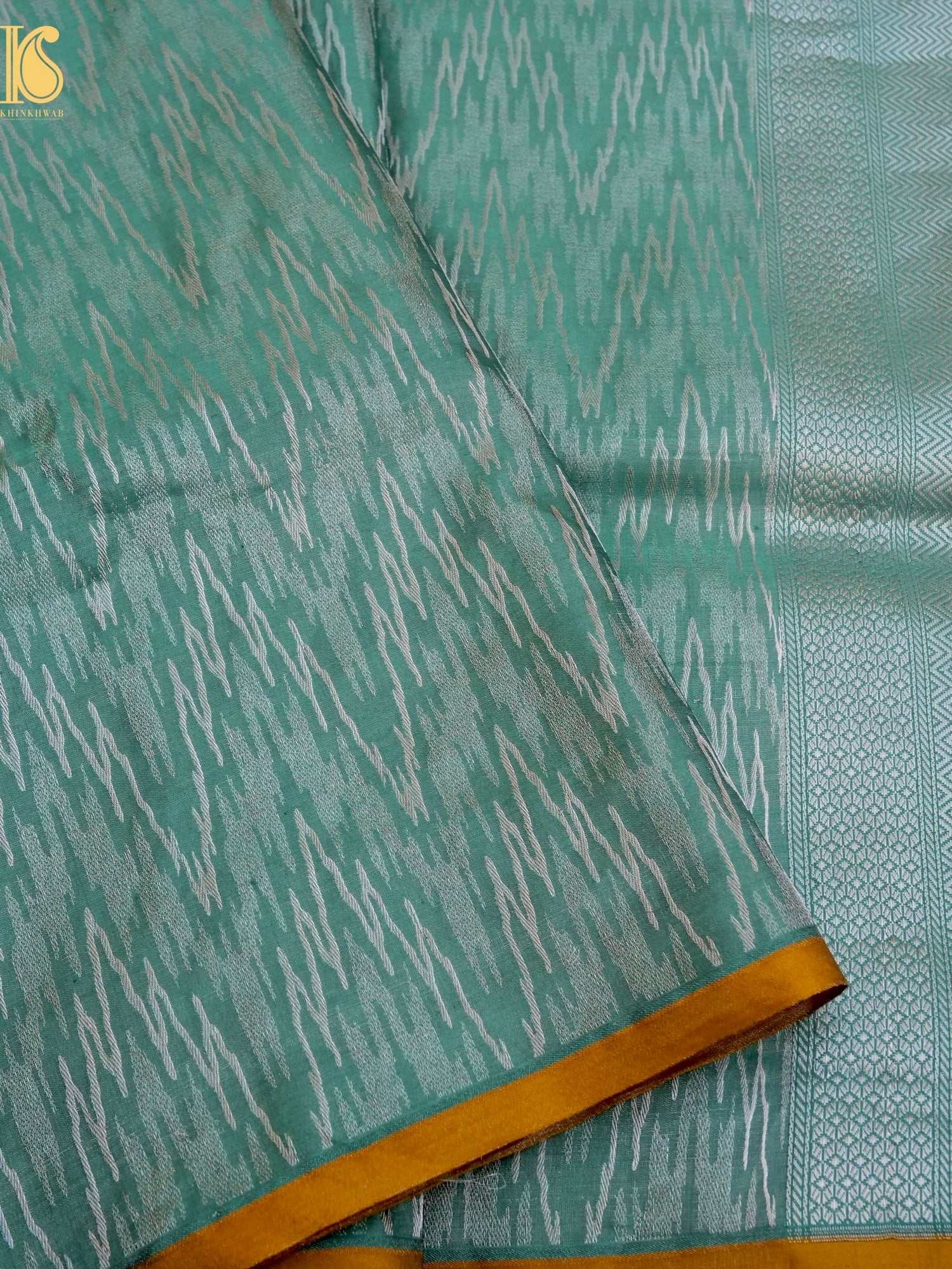 Handloom Banarasi Katan Silk Zari Tanchoi Saree