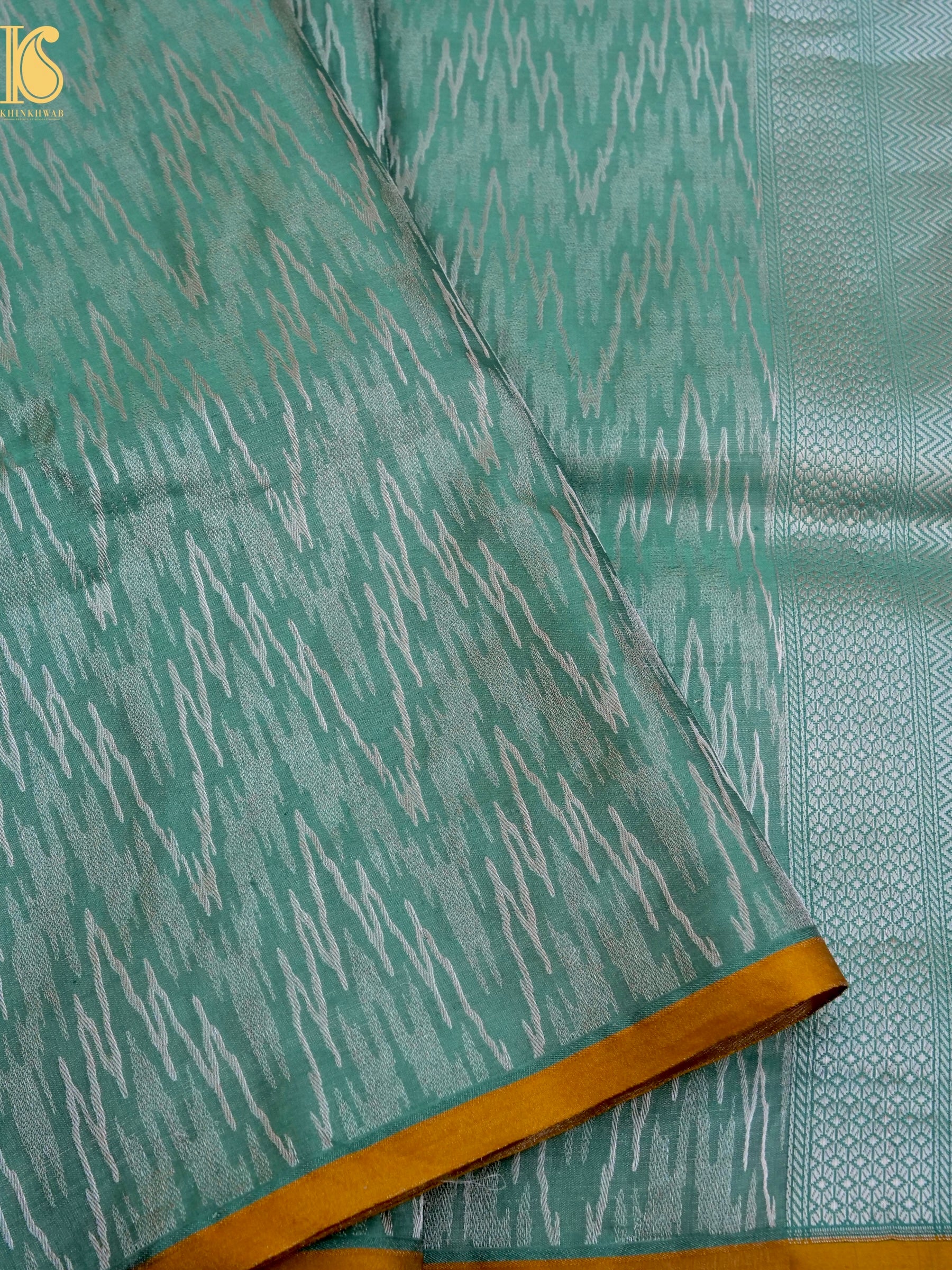 Handloom Banarasi Katan Silk Zari Tanchoi Saree