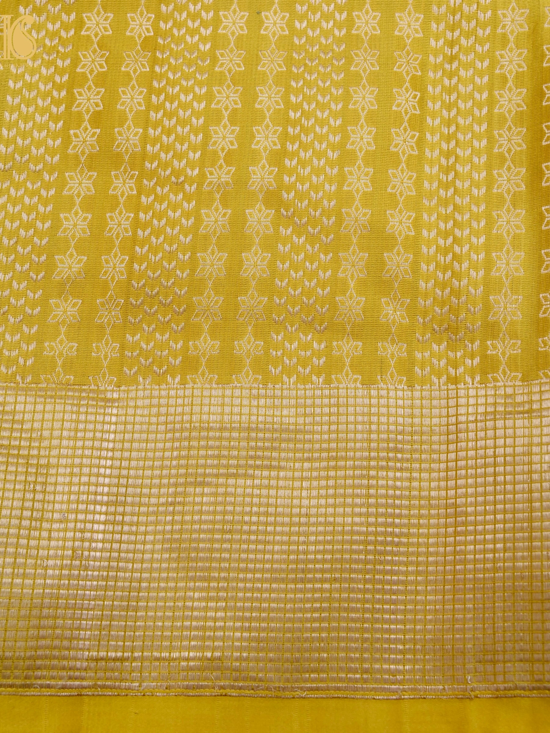 Handwoven Pure Katan Satin Silk Tanchoi Banarasi Saree